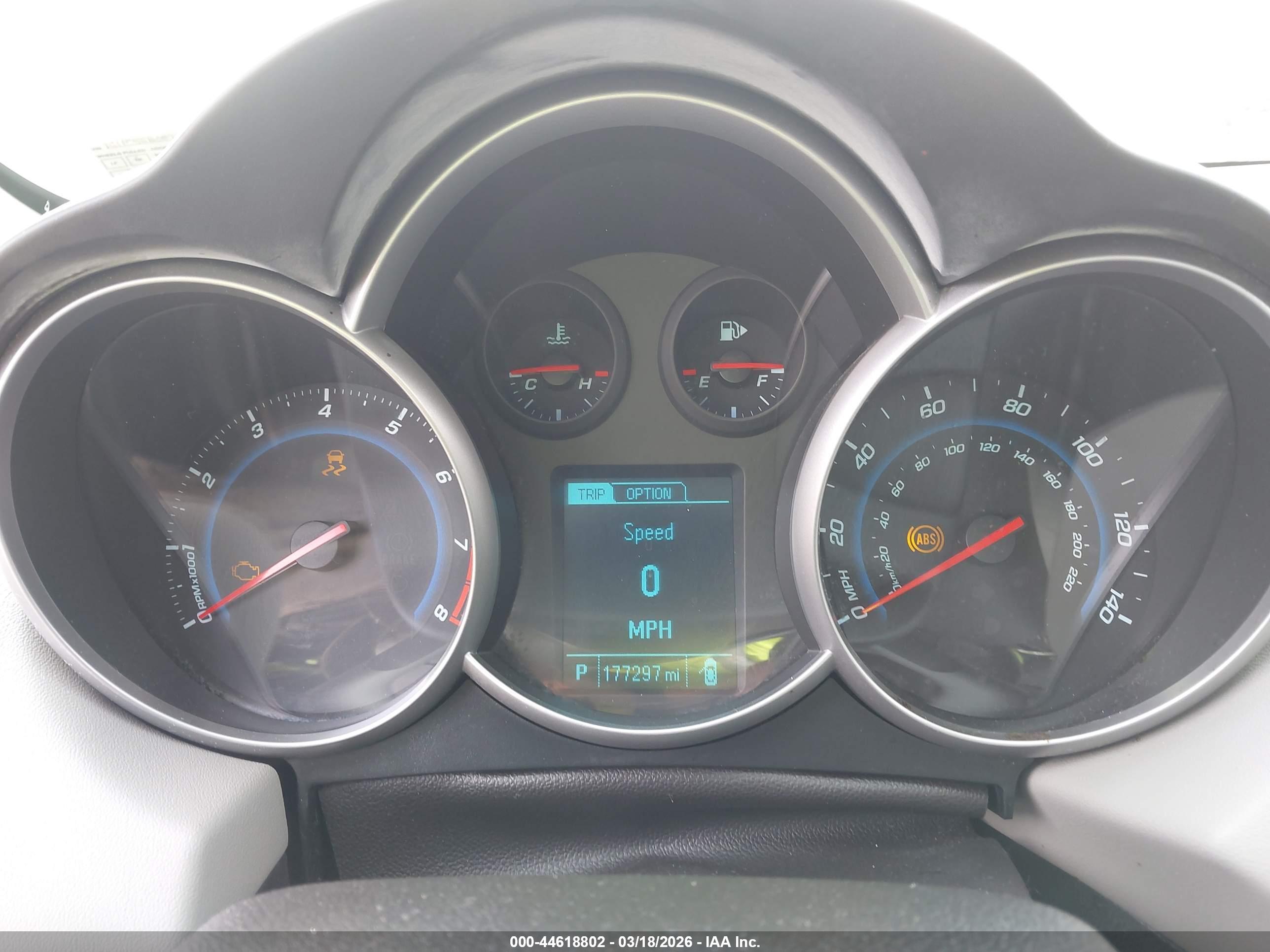 CHEVROLET CRUZE image 7