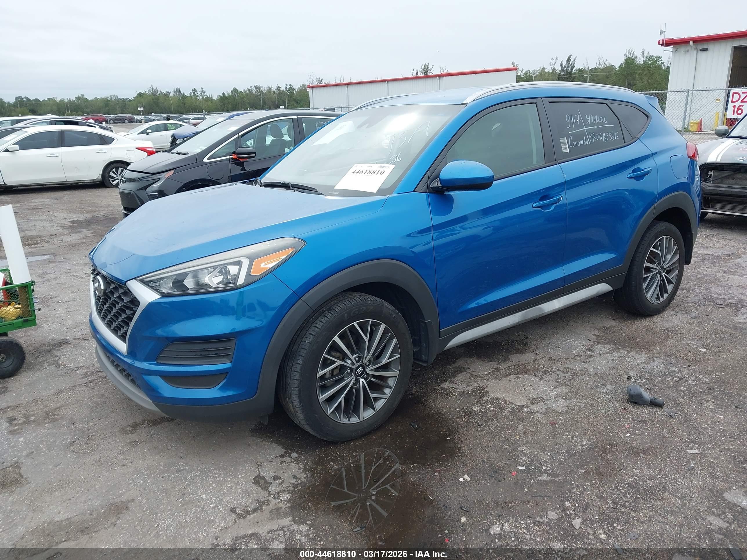 HYUNDAI TUCSON image 2