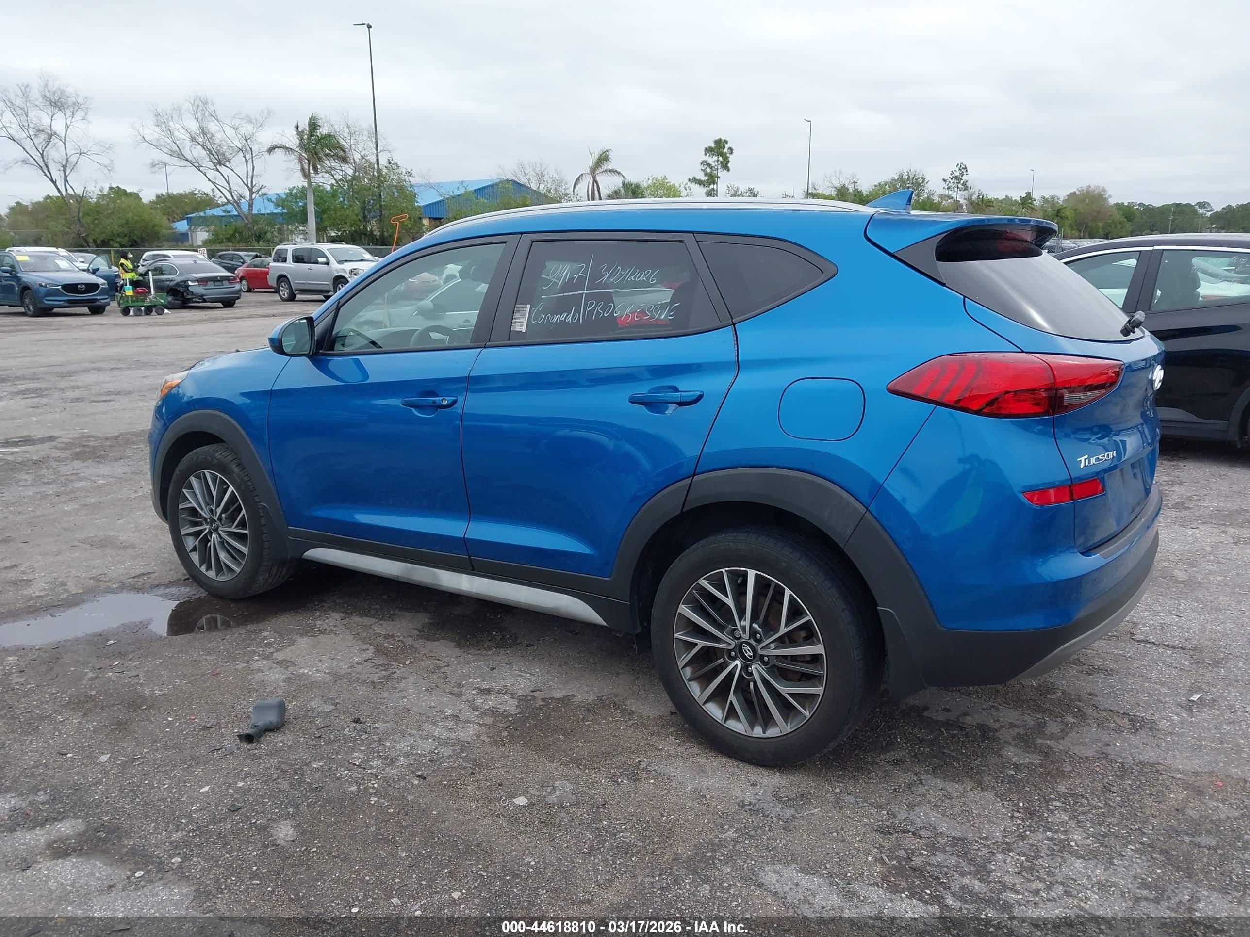 HYUNDAI TUCSON image 3