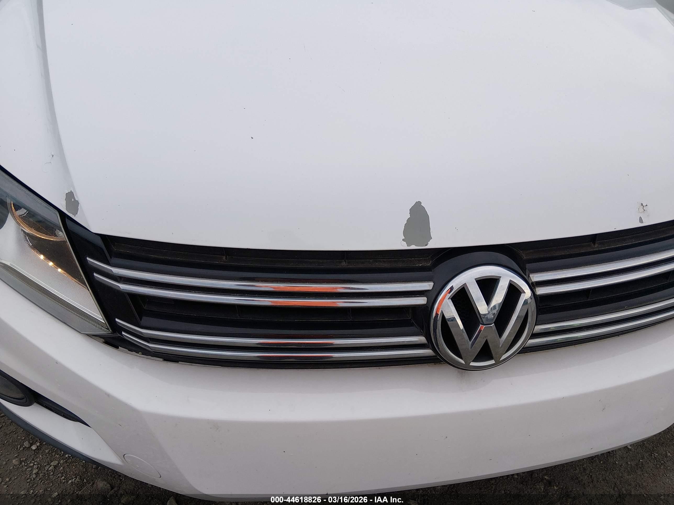 VOLKSWAGEN TIGUAN image 6
