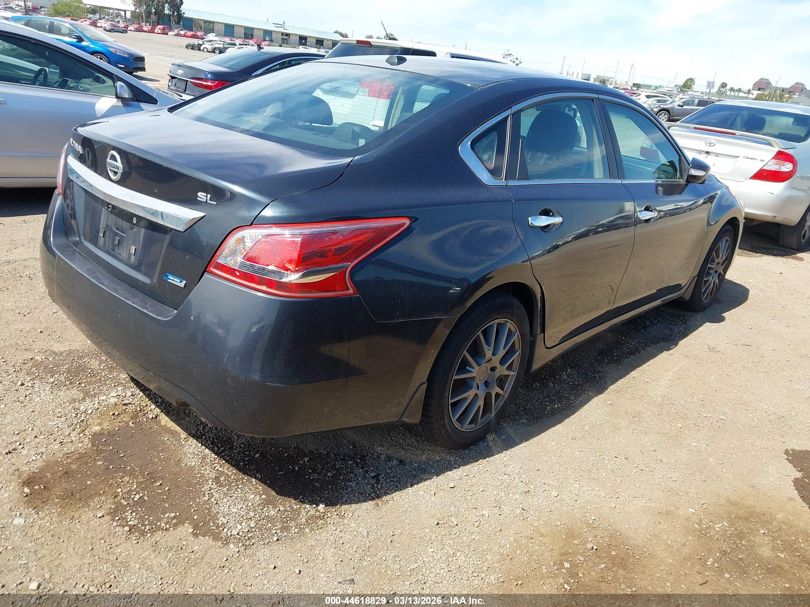 NISSAN ALTIMA image 4