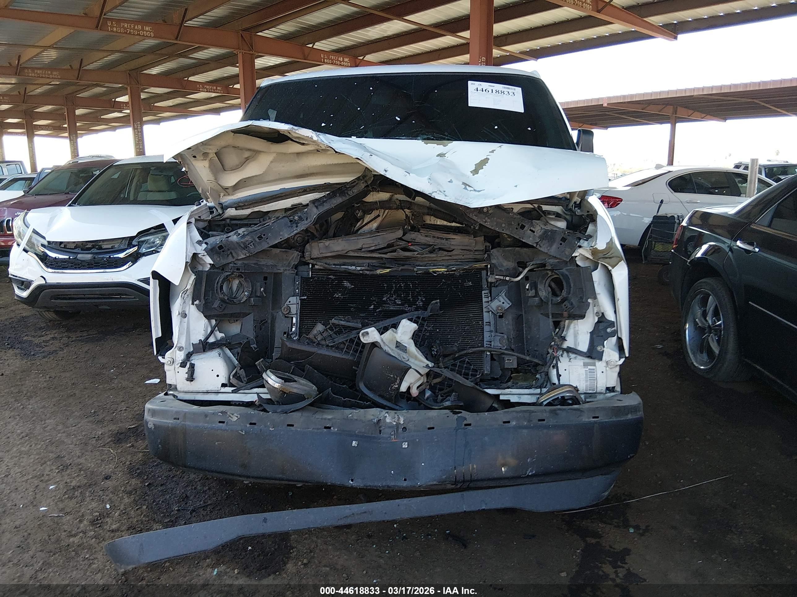 CHEVROLET EXPRESS image 6