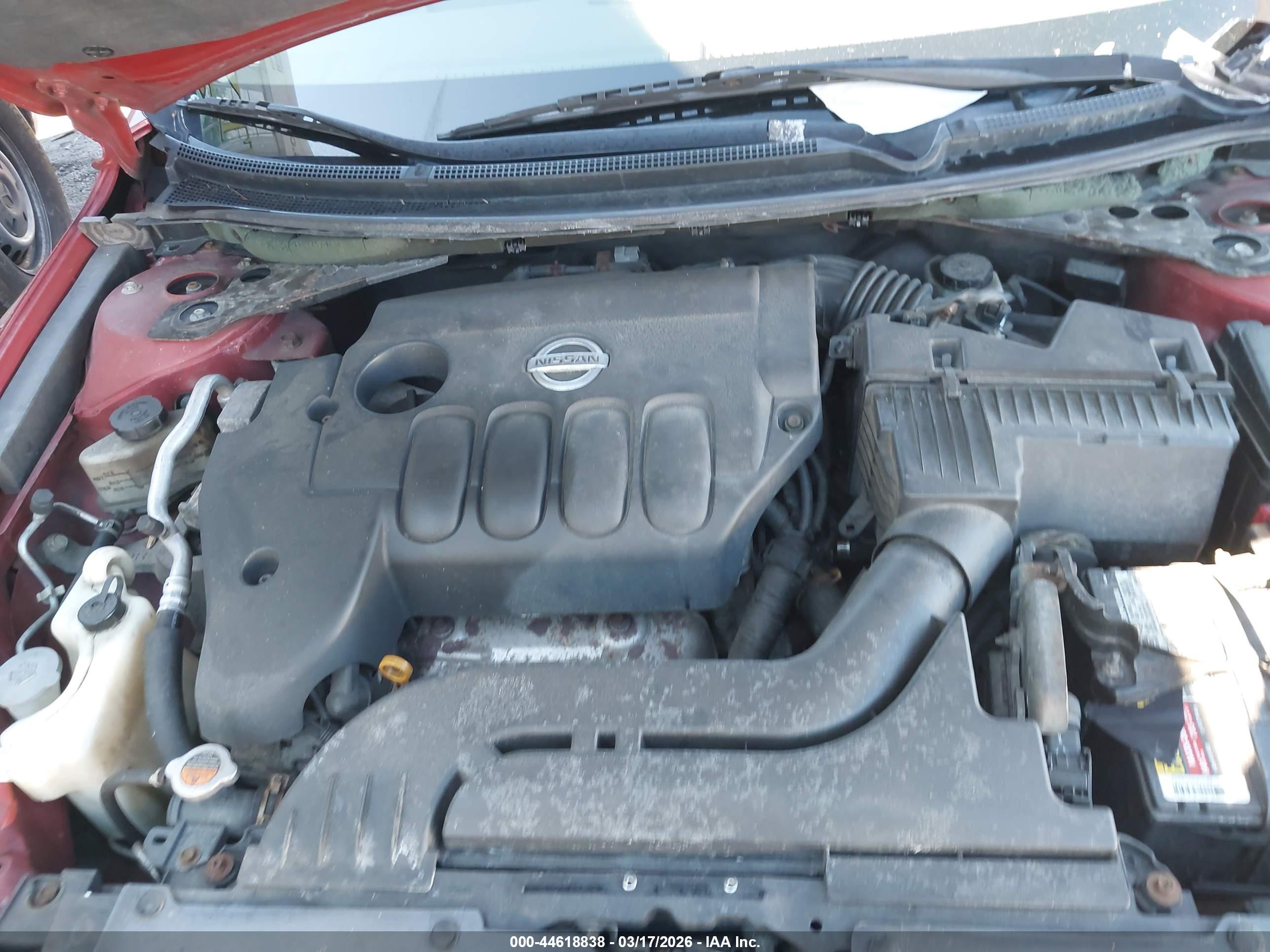 NISSAN ALTIMA image 10