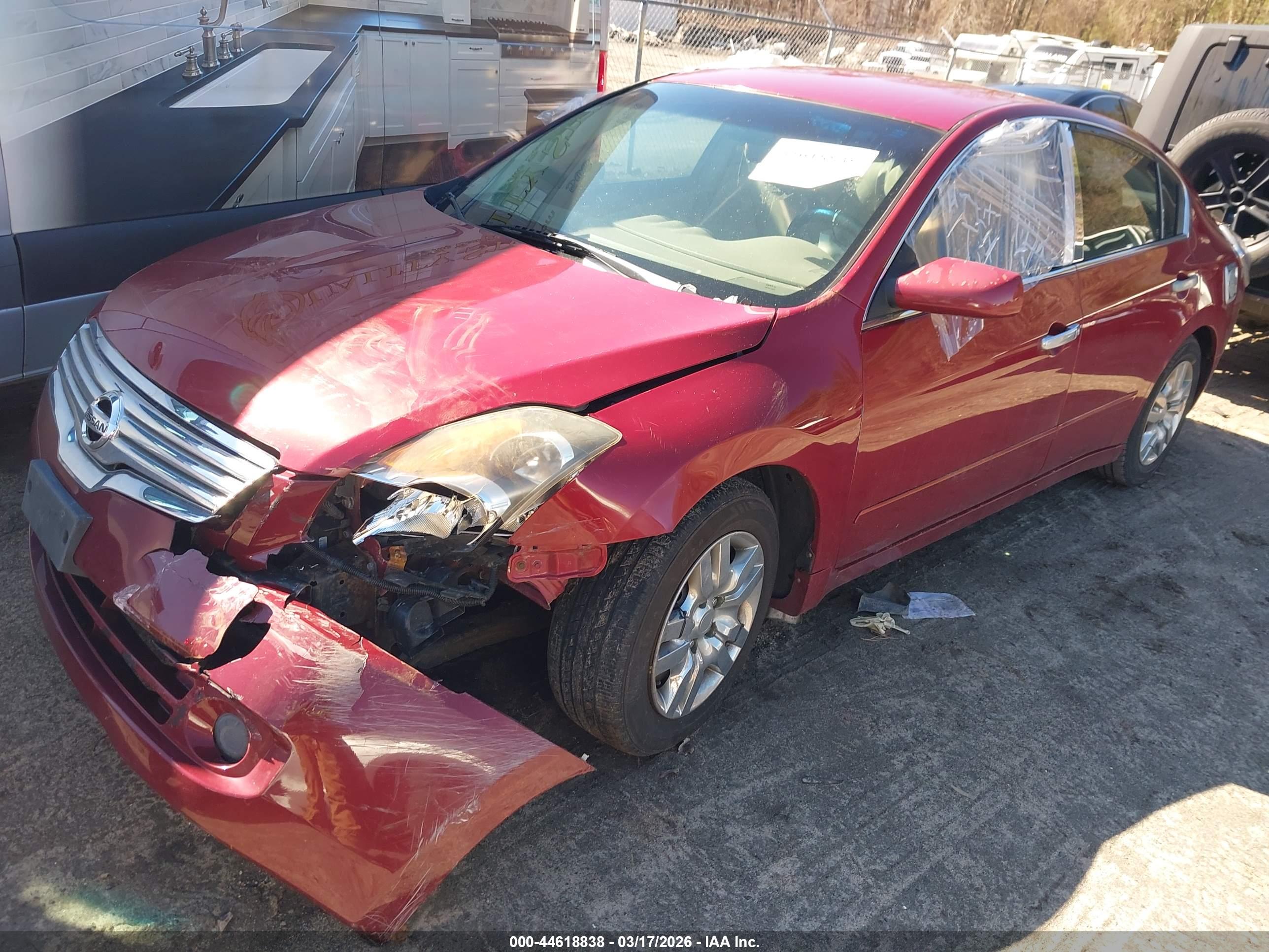 NISSAN ALTIMA image 2
