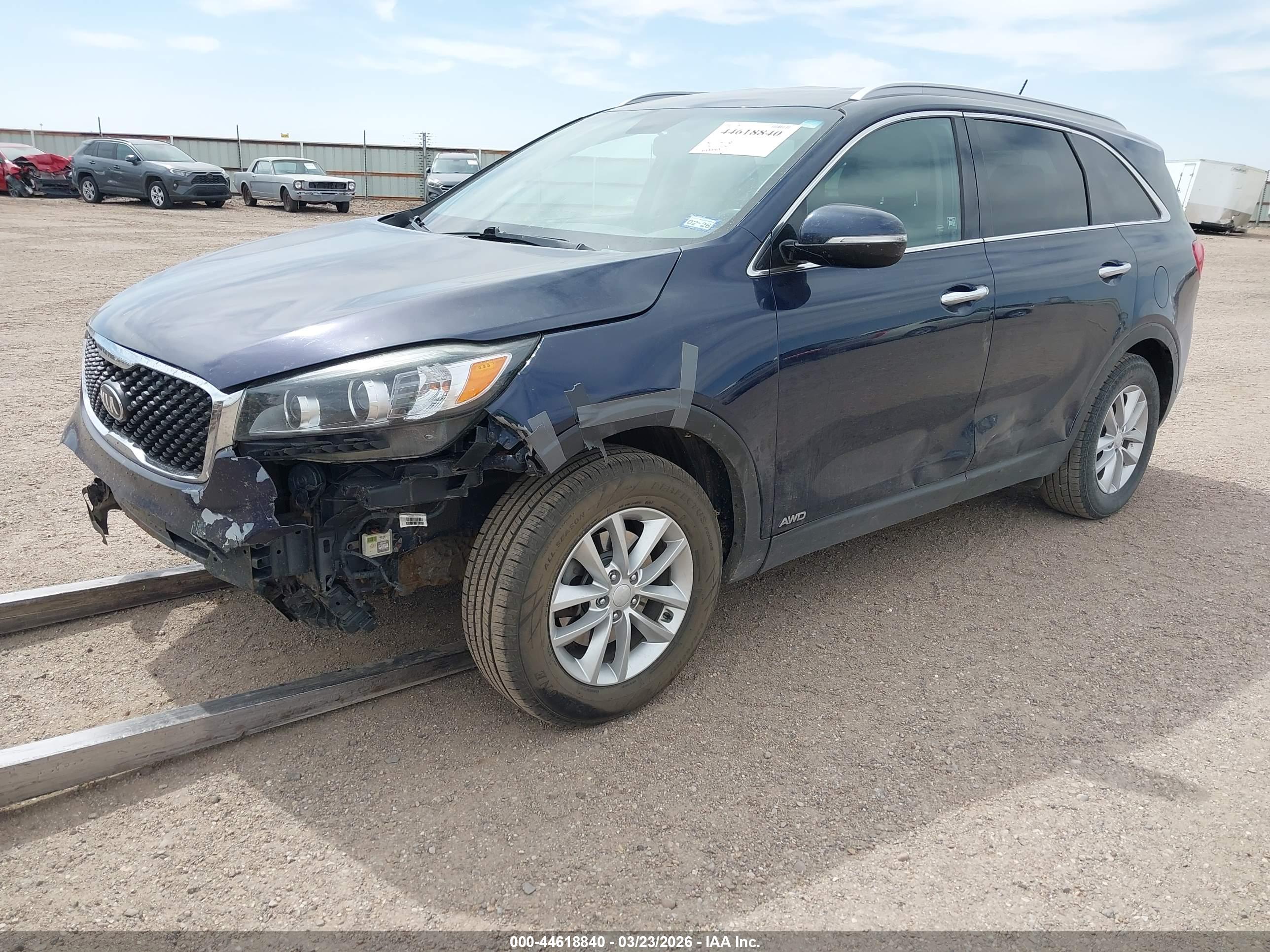 KIA SORENTO image 6