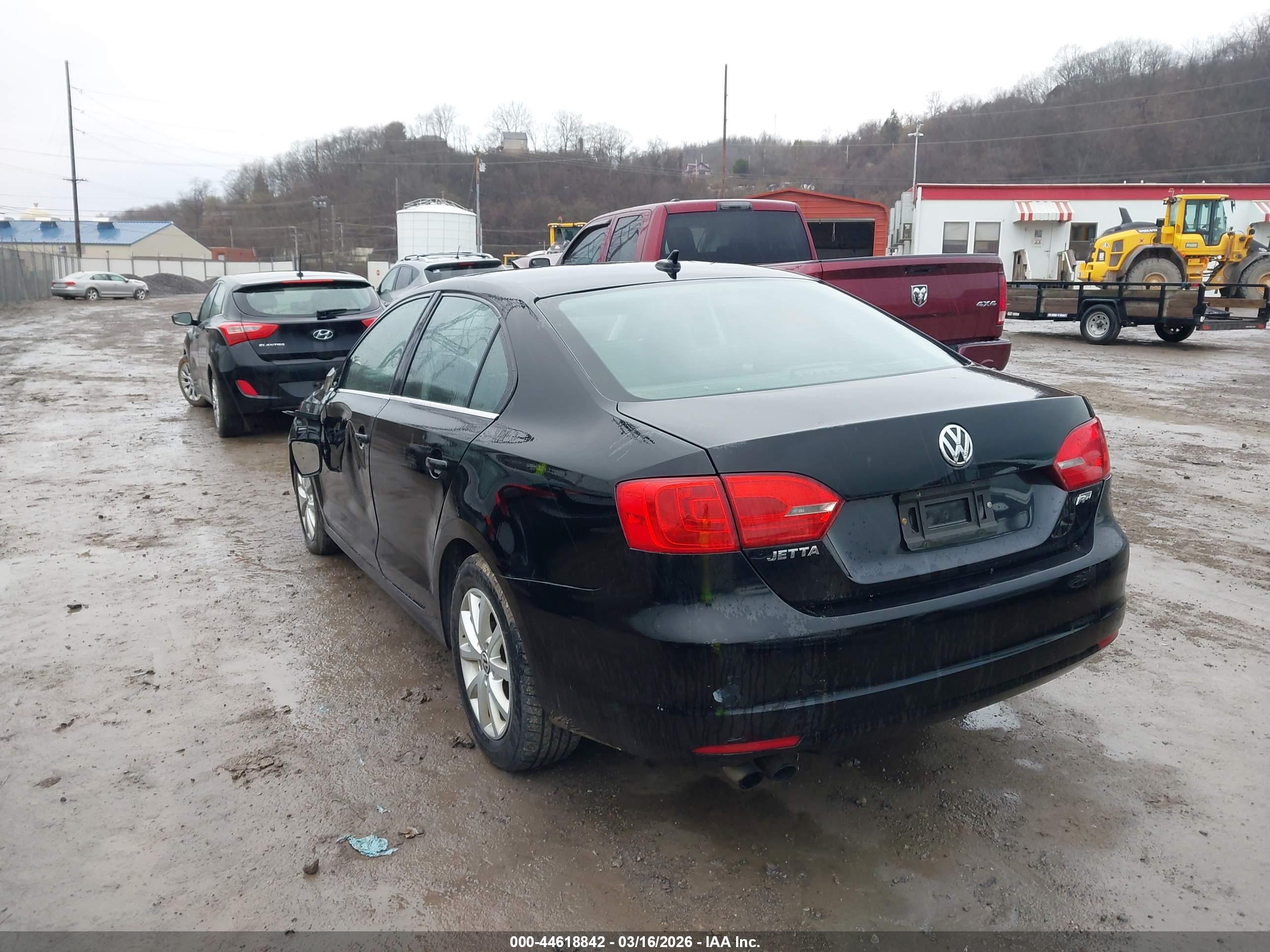 VOLKSWAGEN JETTA image 3