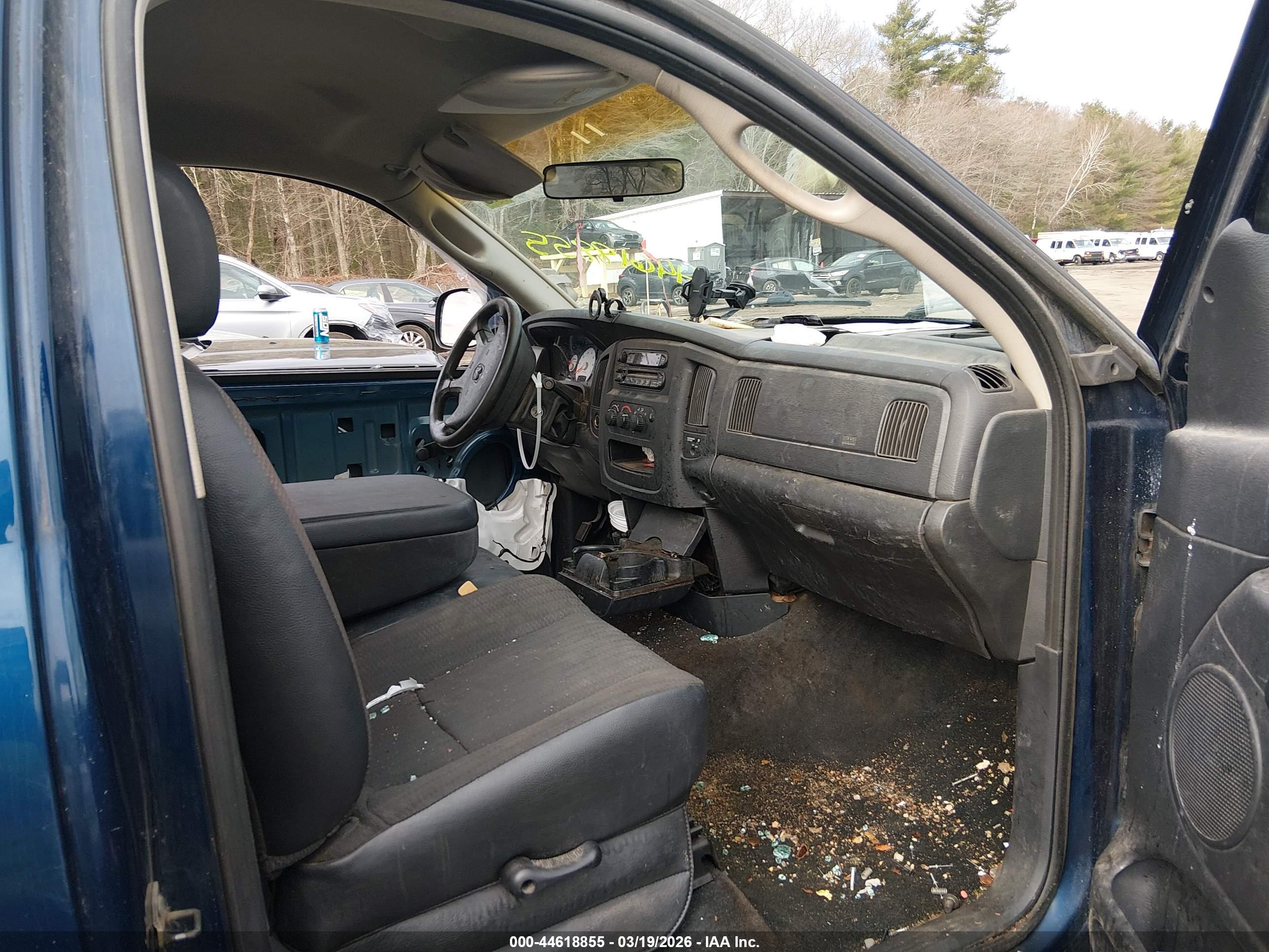 DODGE RAM image 5