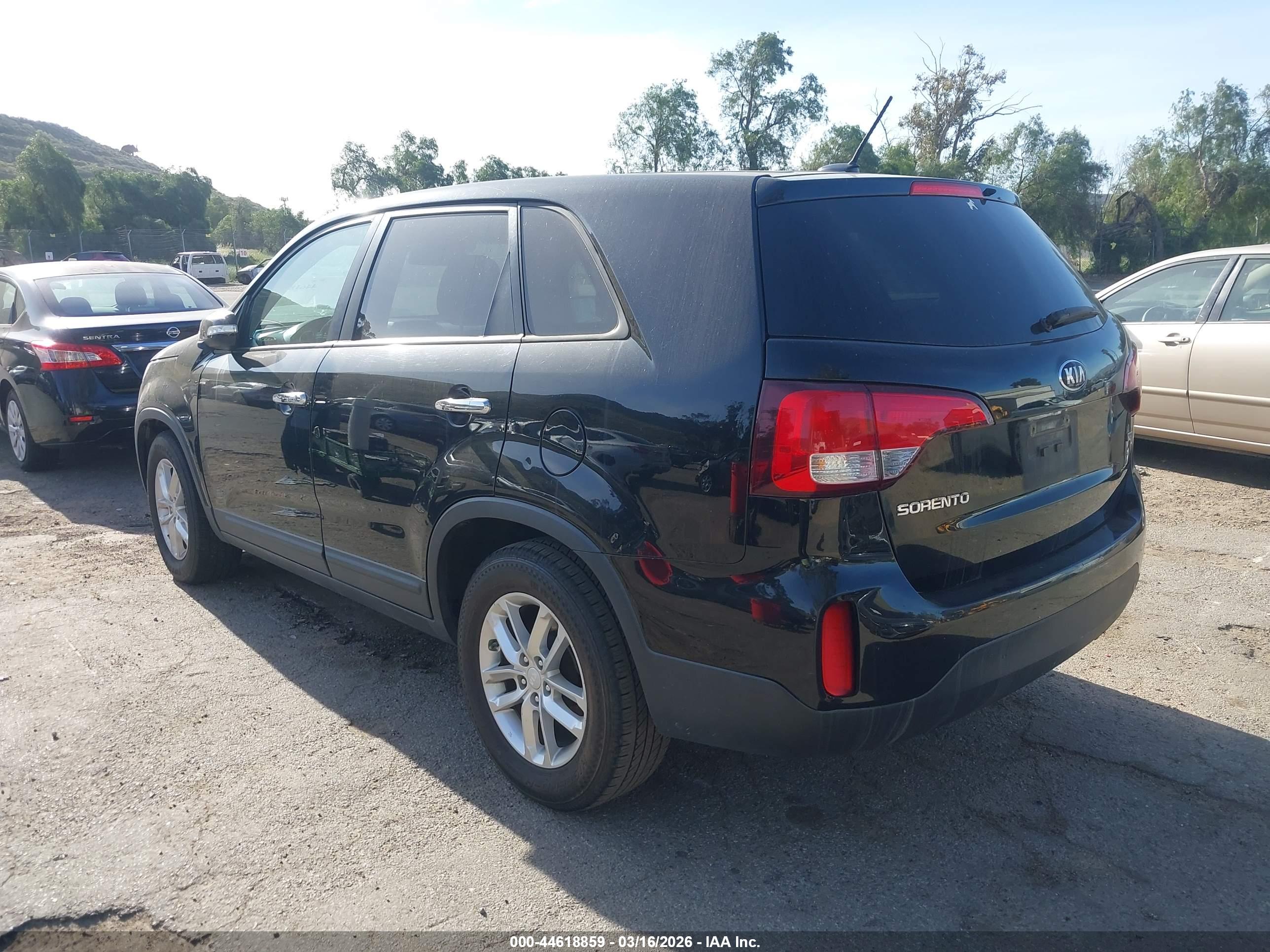 KIA SORENTO image 3