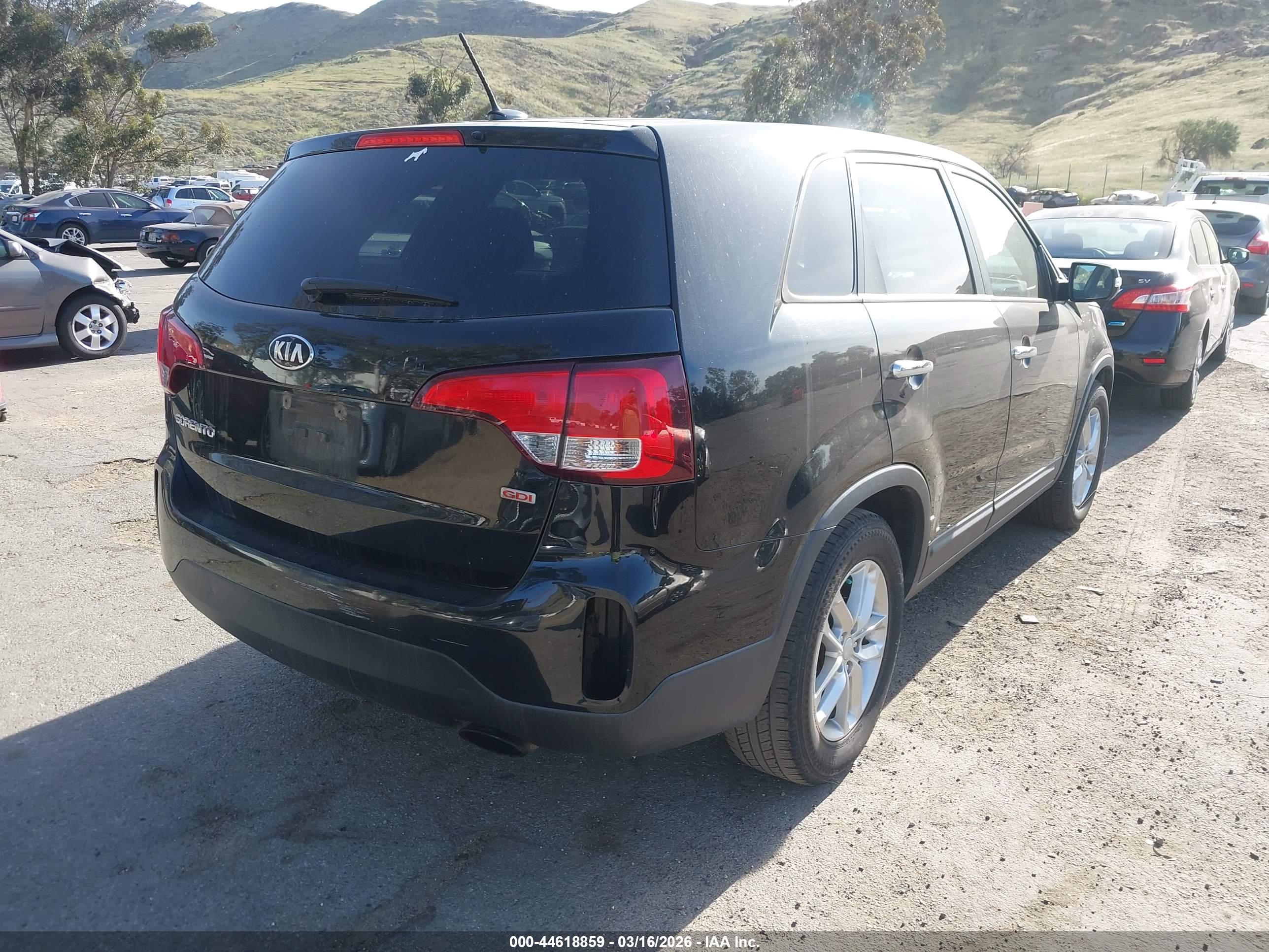 KIA SORENTO image 4