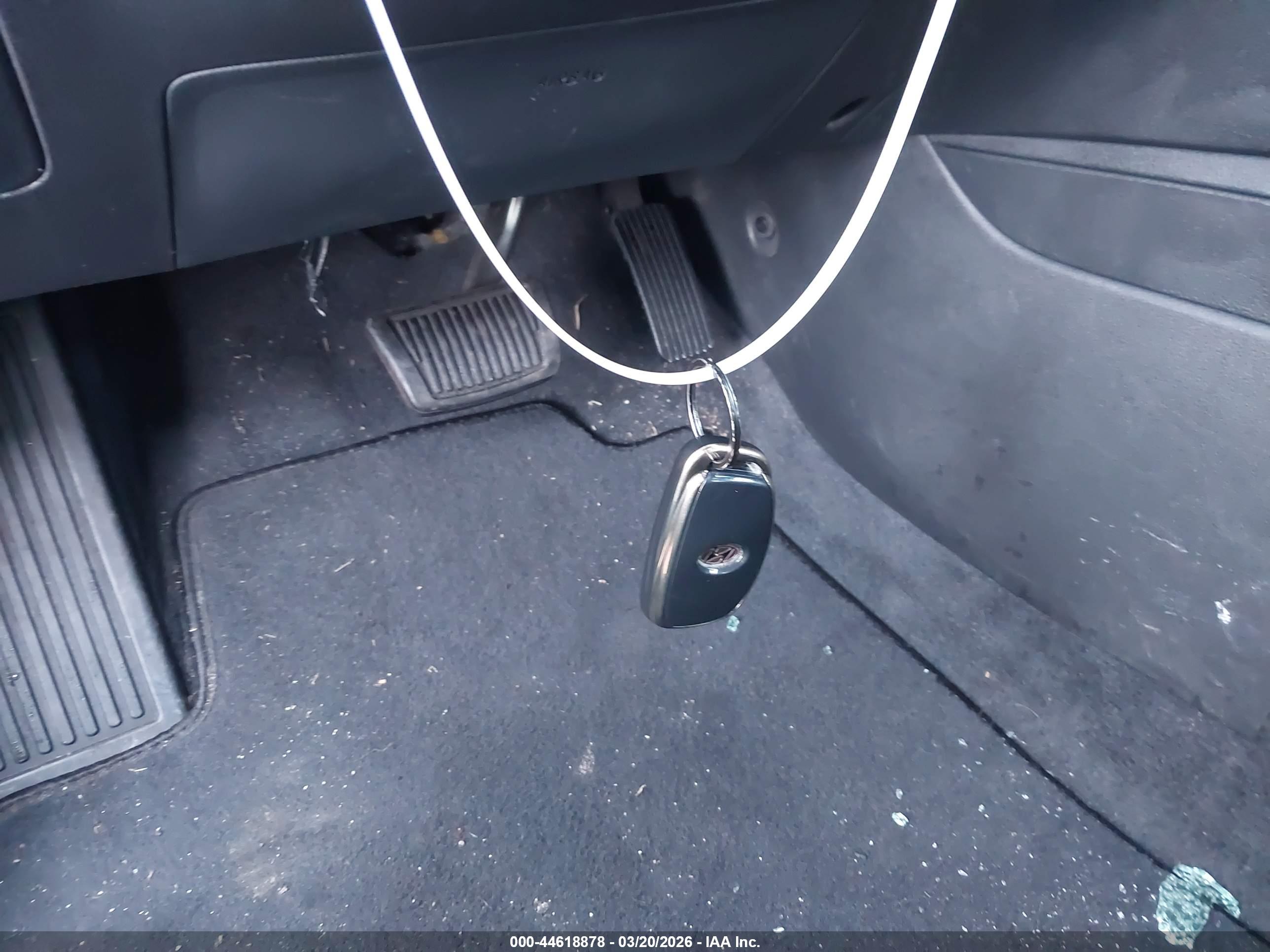 HYUNDAI ELANTRA image 11