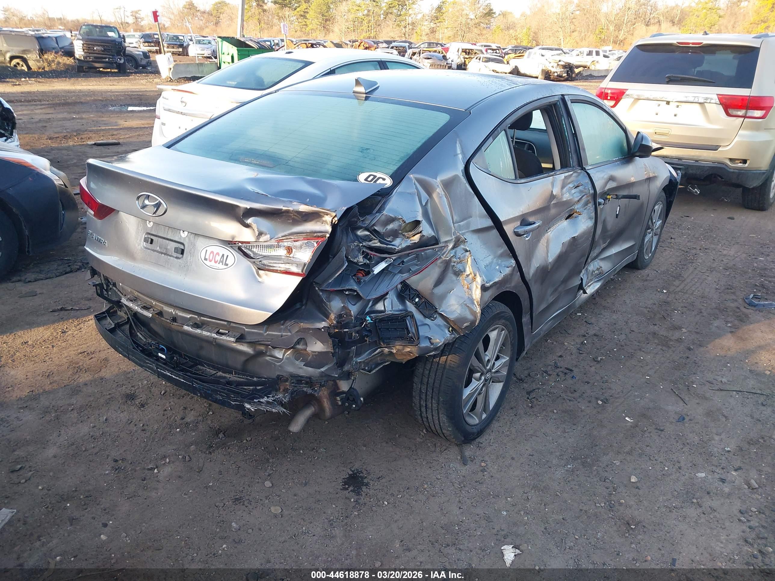HYUNDAI ELANTRA image 6