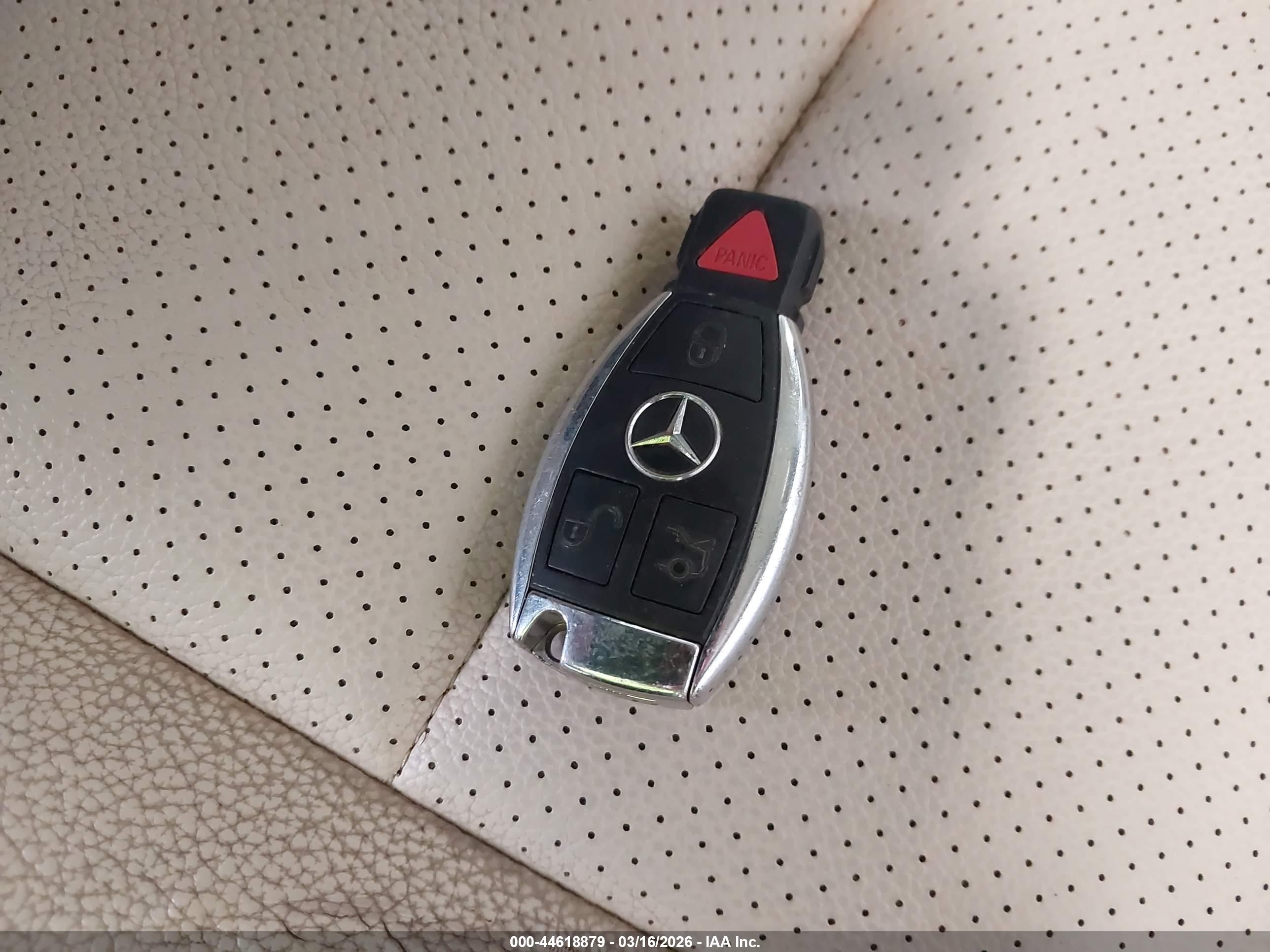 MERCEDES-BENZ GLK image 11