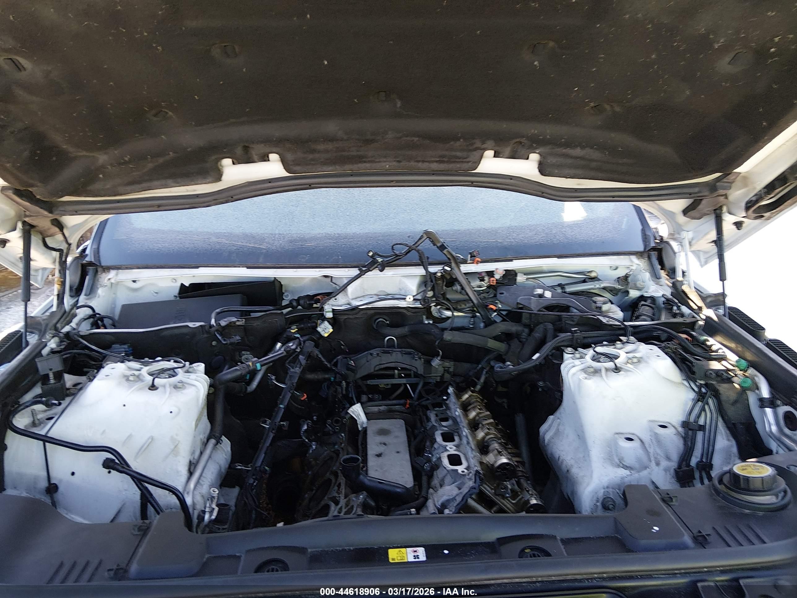 LAND ROVER image 10