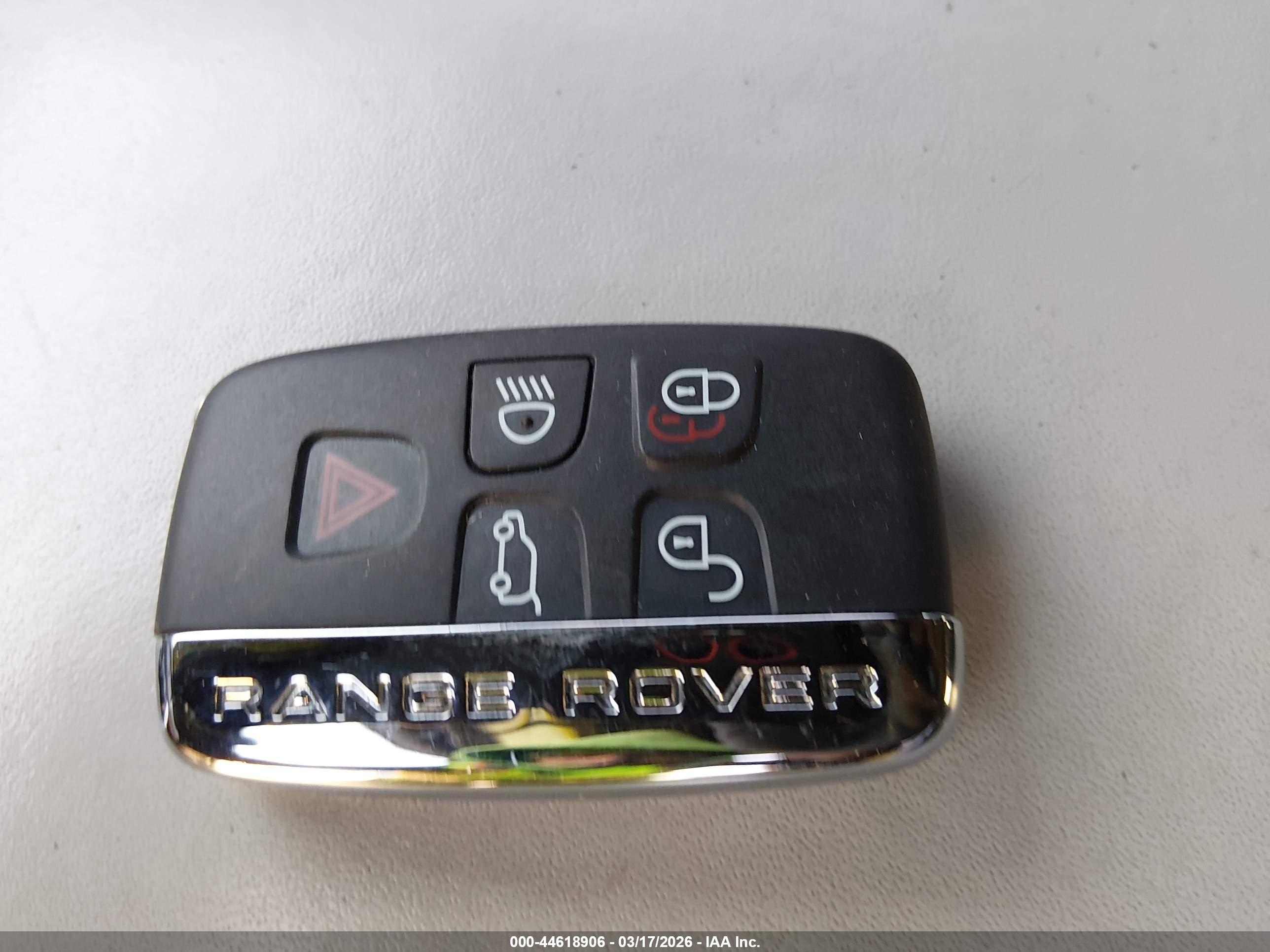 LAND ROVER image 11