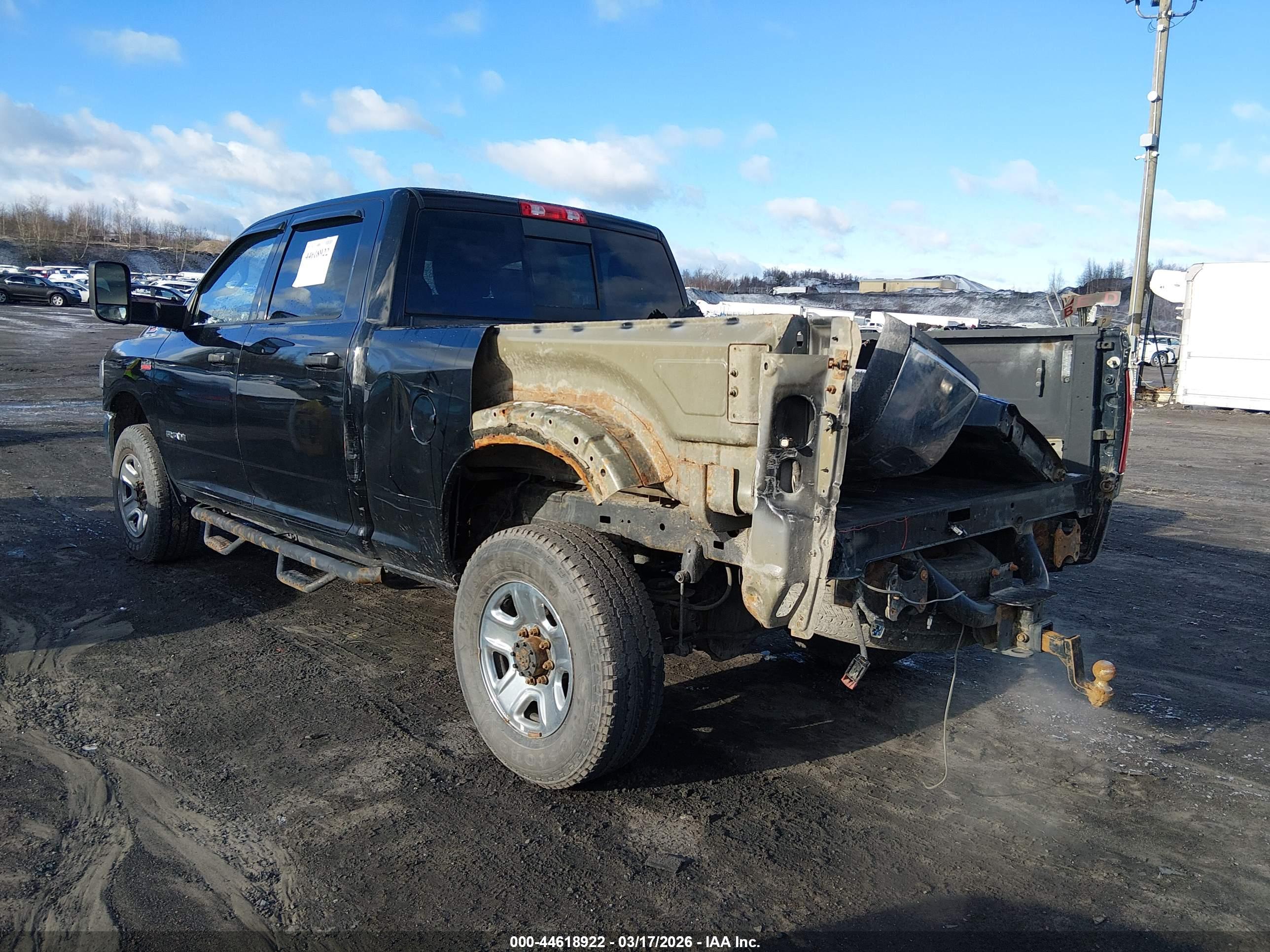 RAM 2500 image 3
