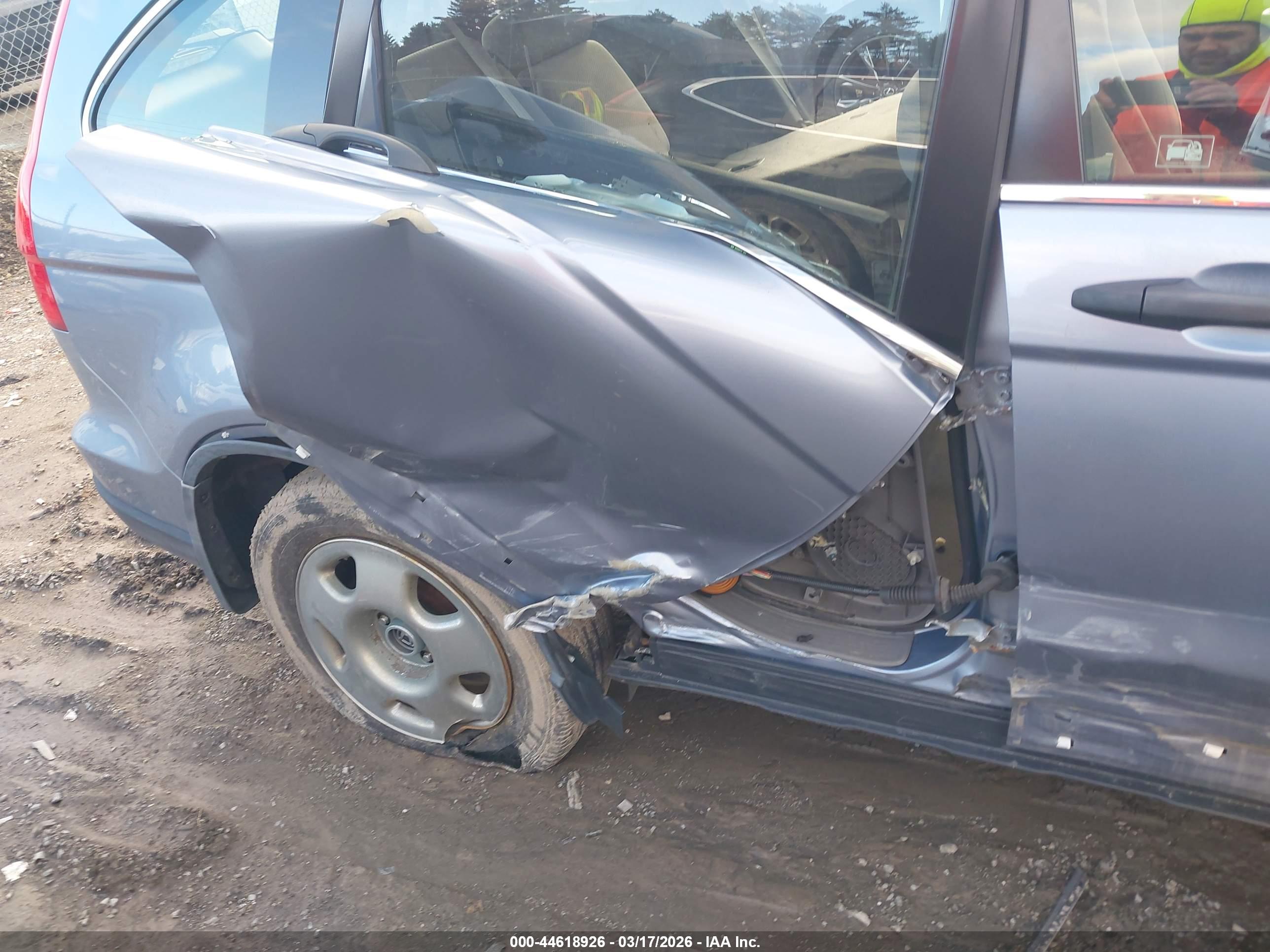 HONDA CR-V image 6