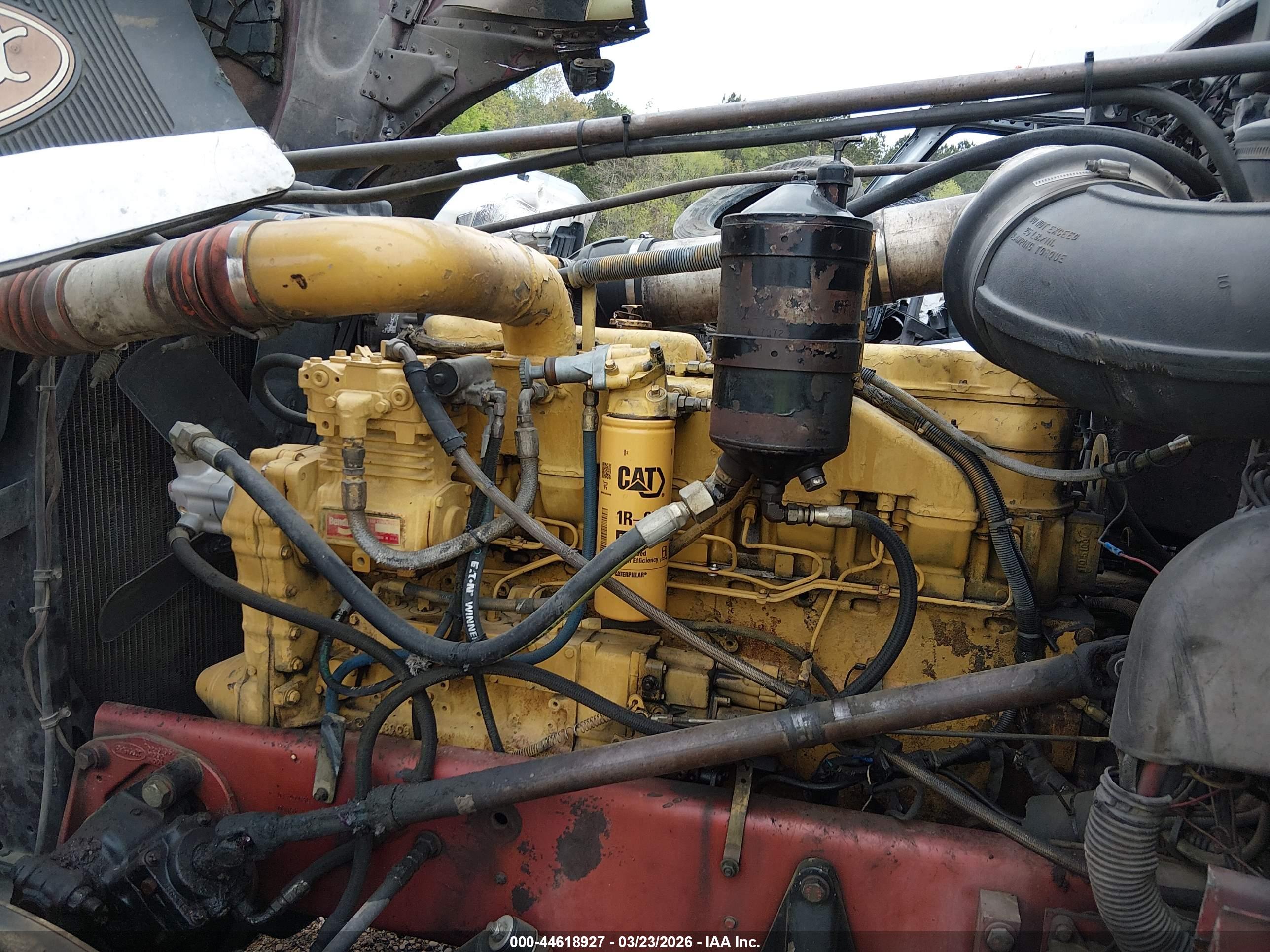 PETERBILT 379 image 10