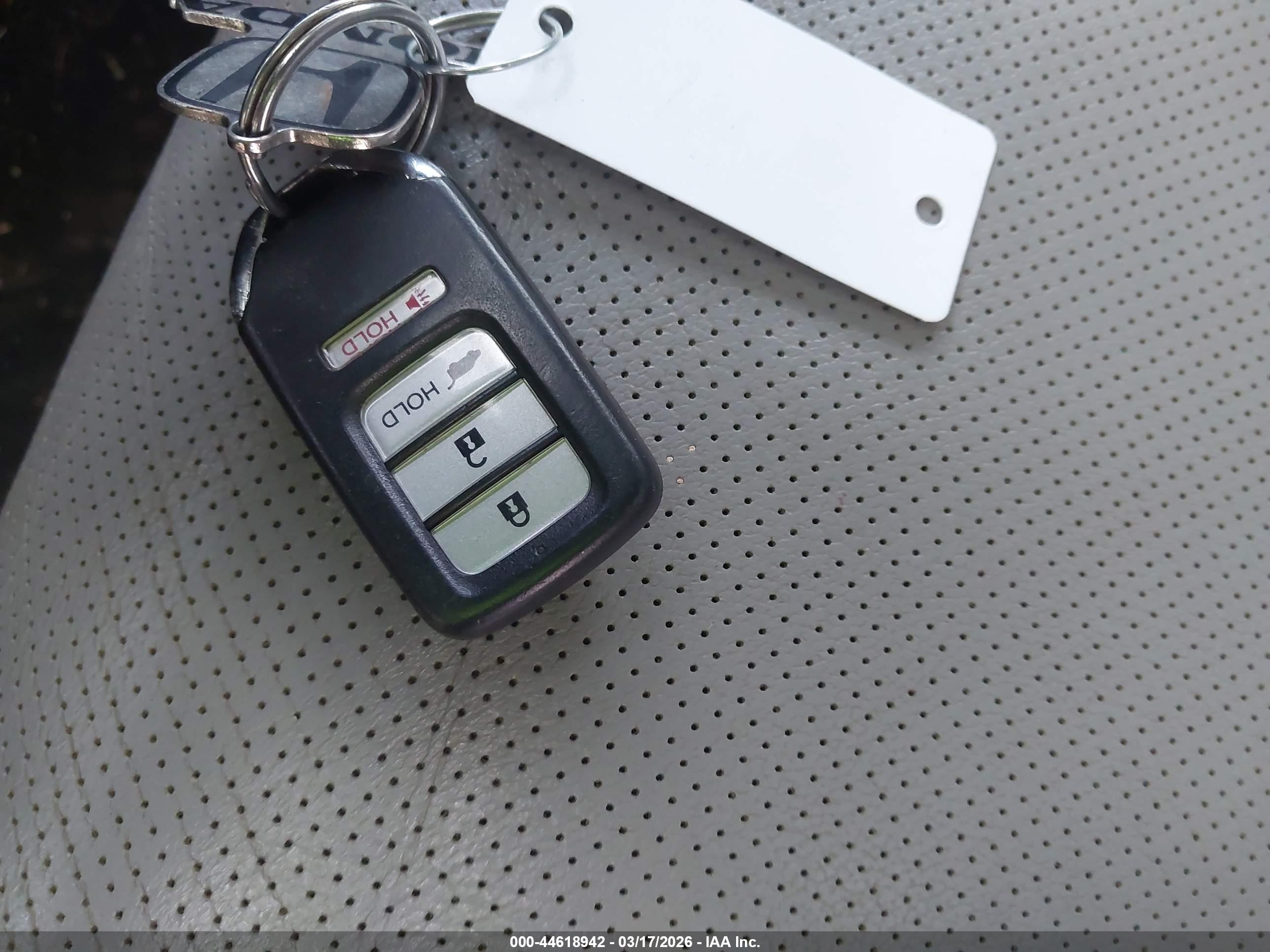 HONDA CR-V image 11