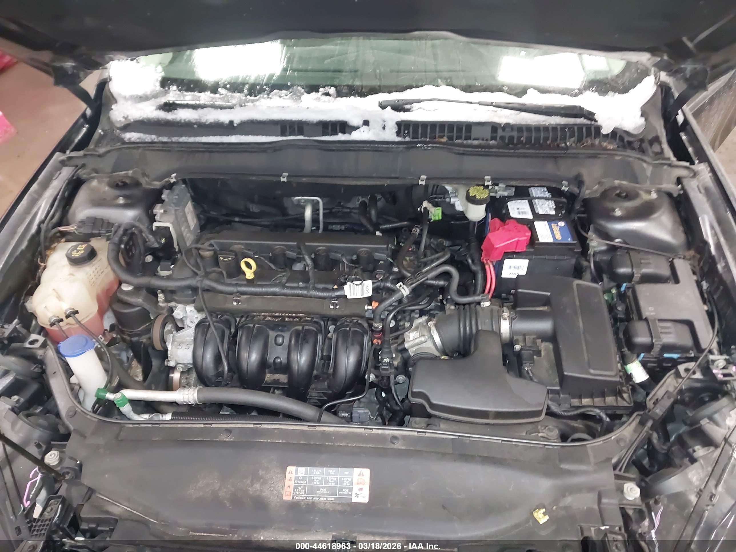 FORD FUSION image 10