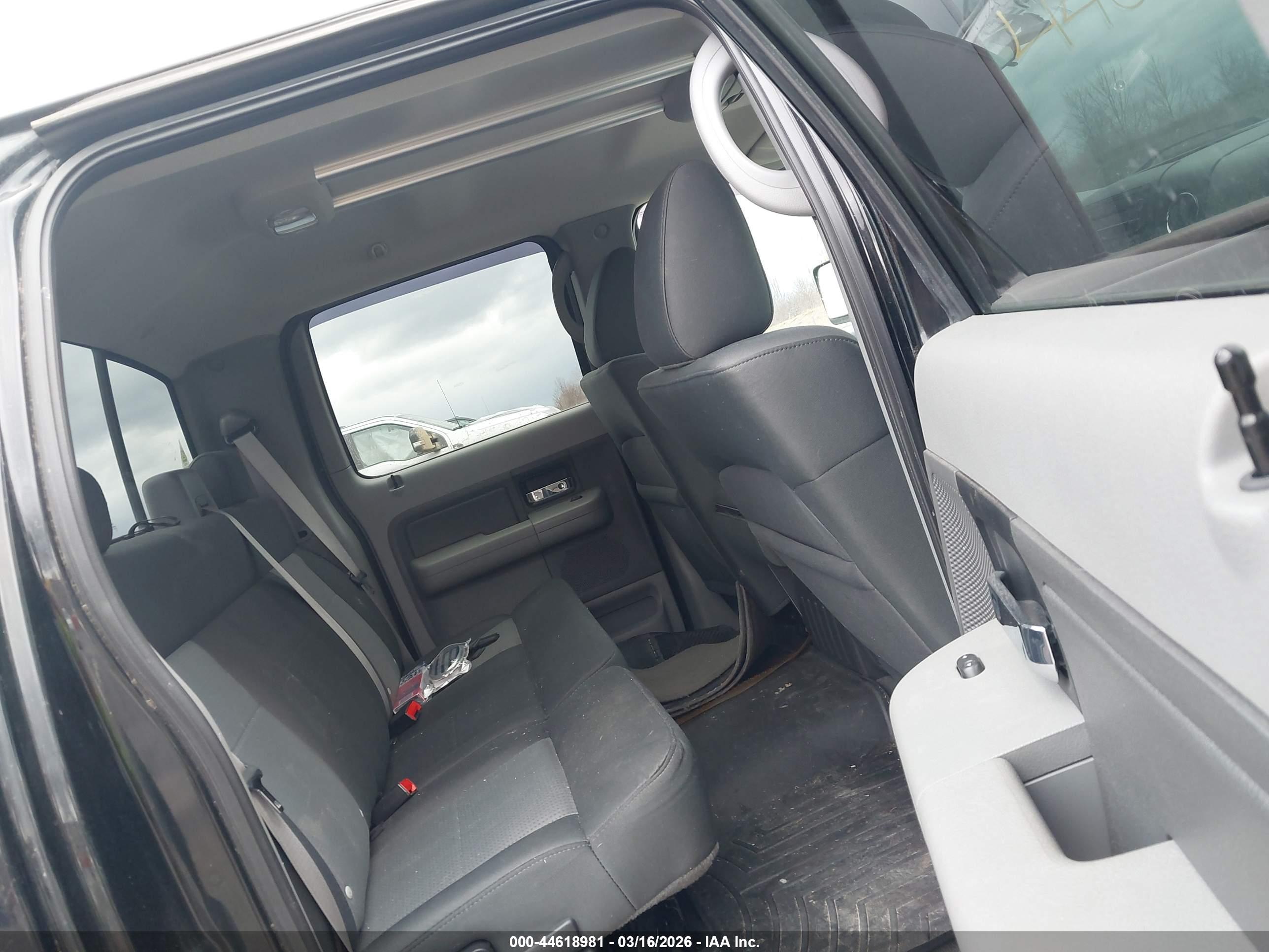FORD F-150 image 8