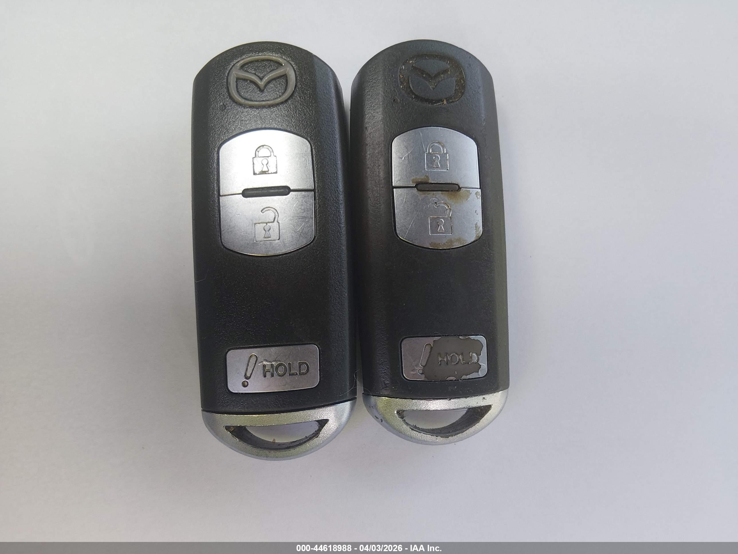 MAZDA MAZDA3 image 11