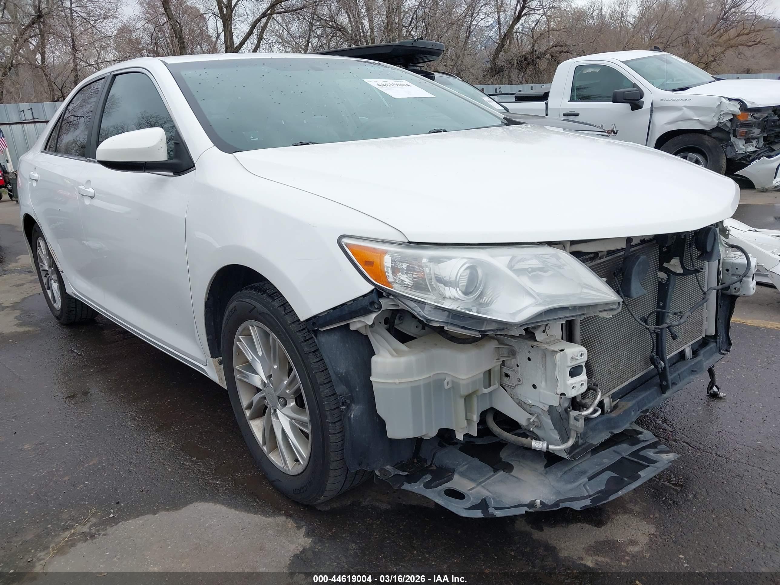 TOYOTA CAMRY image 6