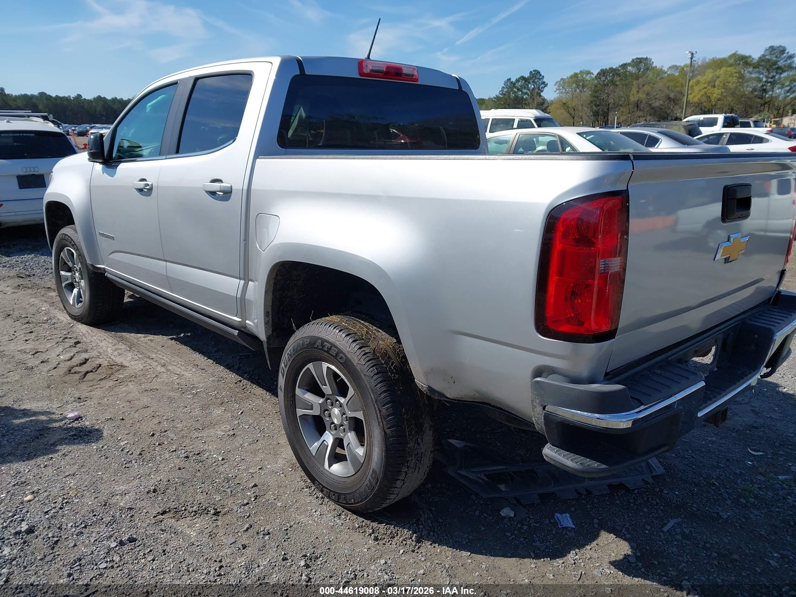CHEVROLET COLORADO image 3
