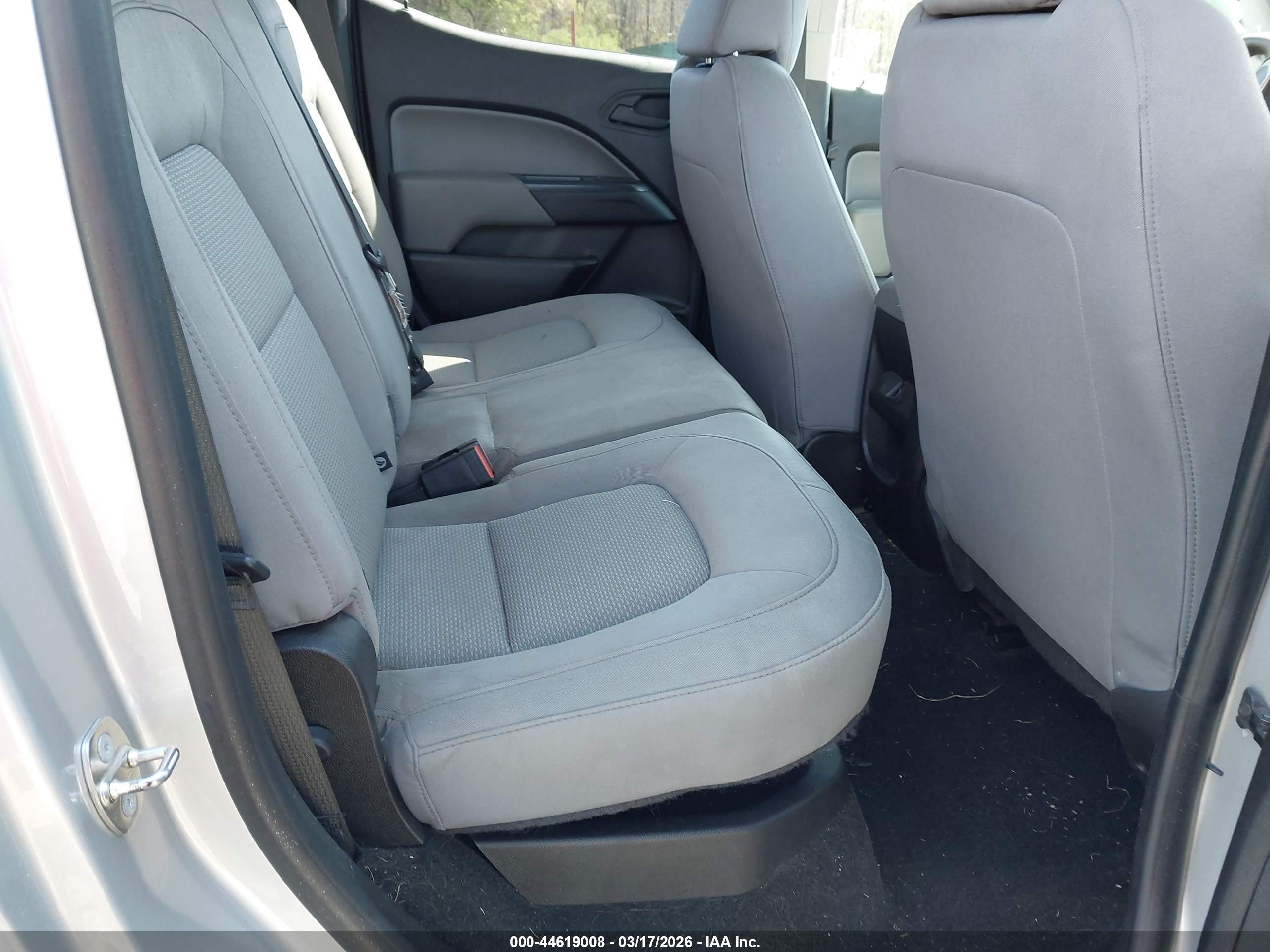 CHEVROLET COLORADO image 8