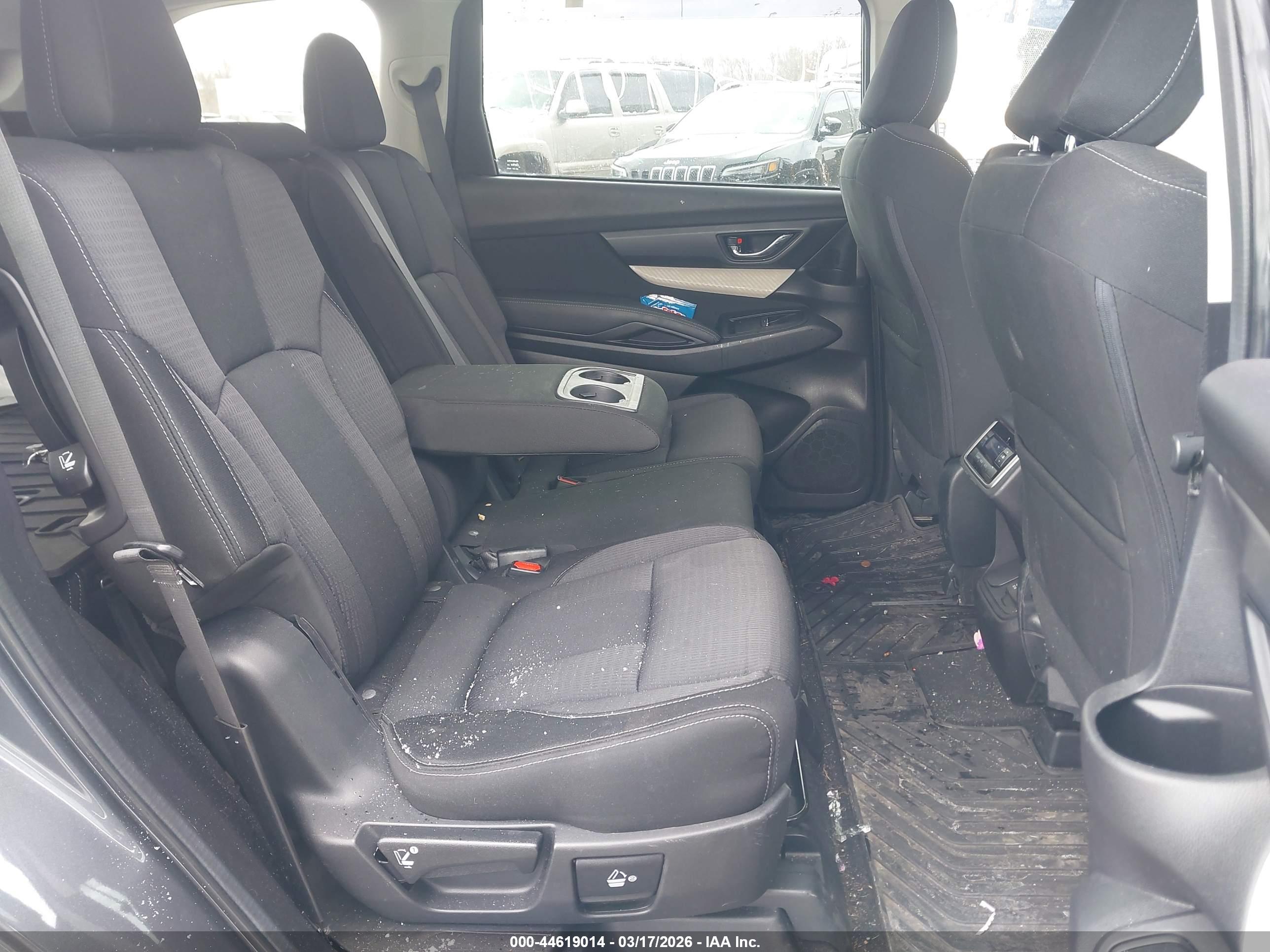 SUBARU ASCENT image 8