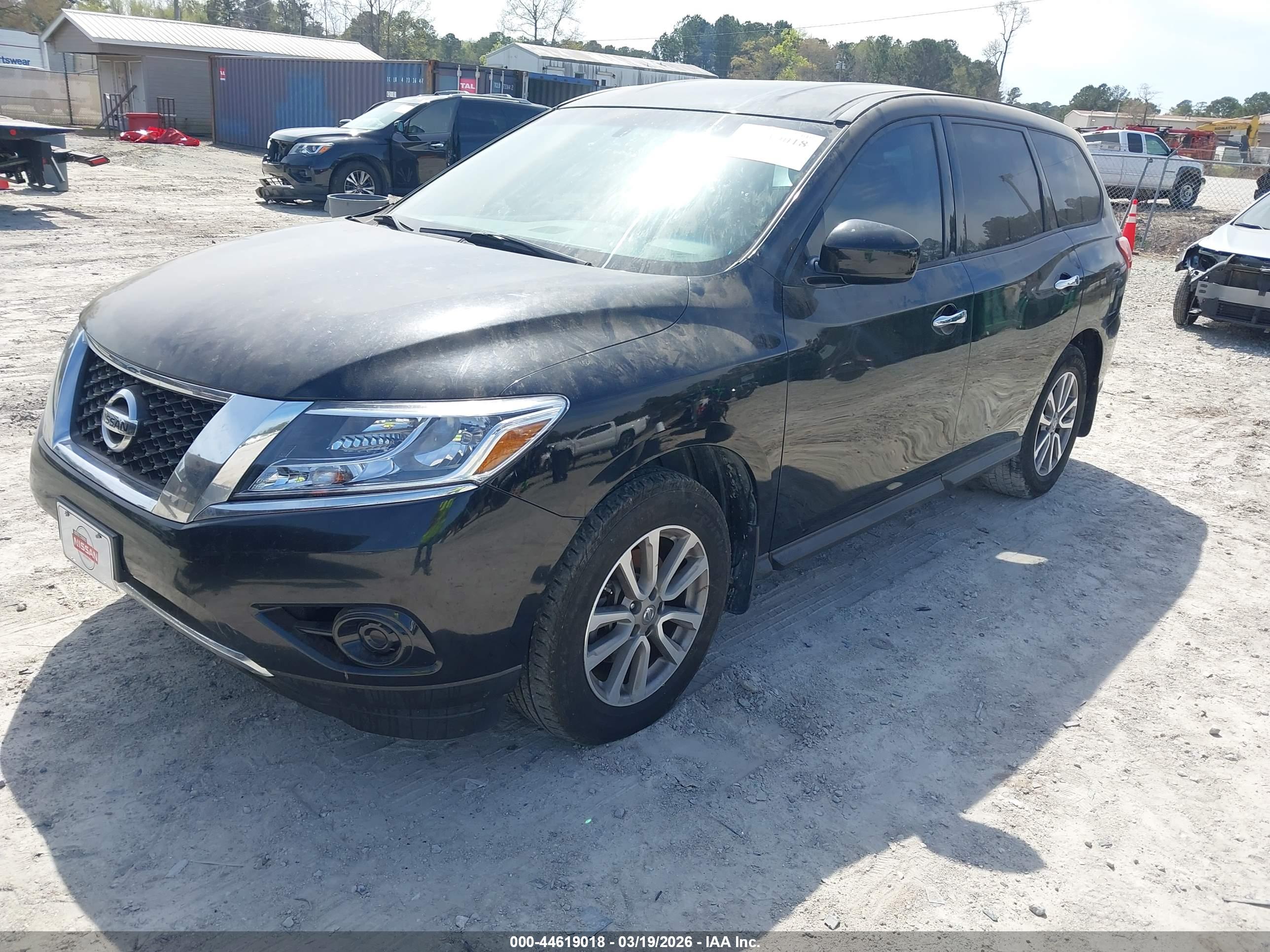 NISSAN PATHFINDER image 2
