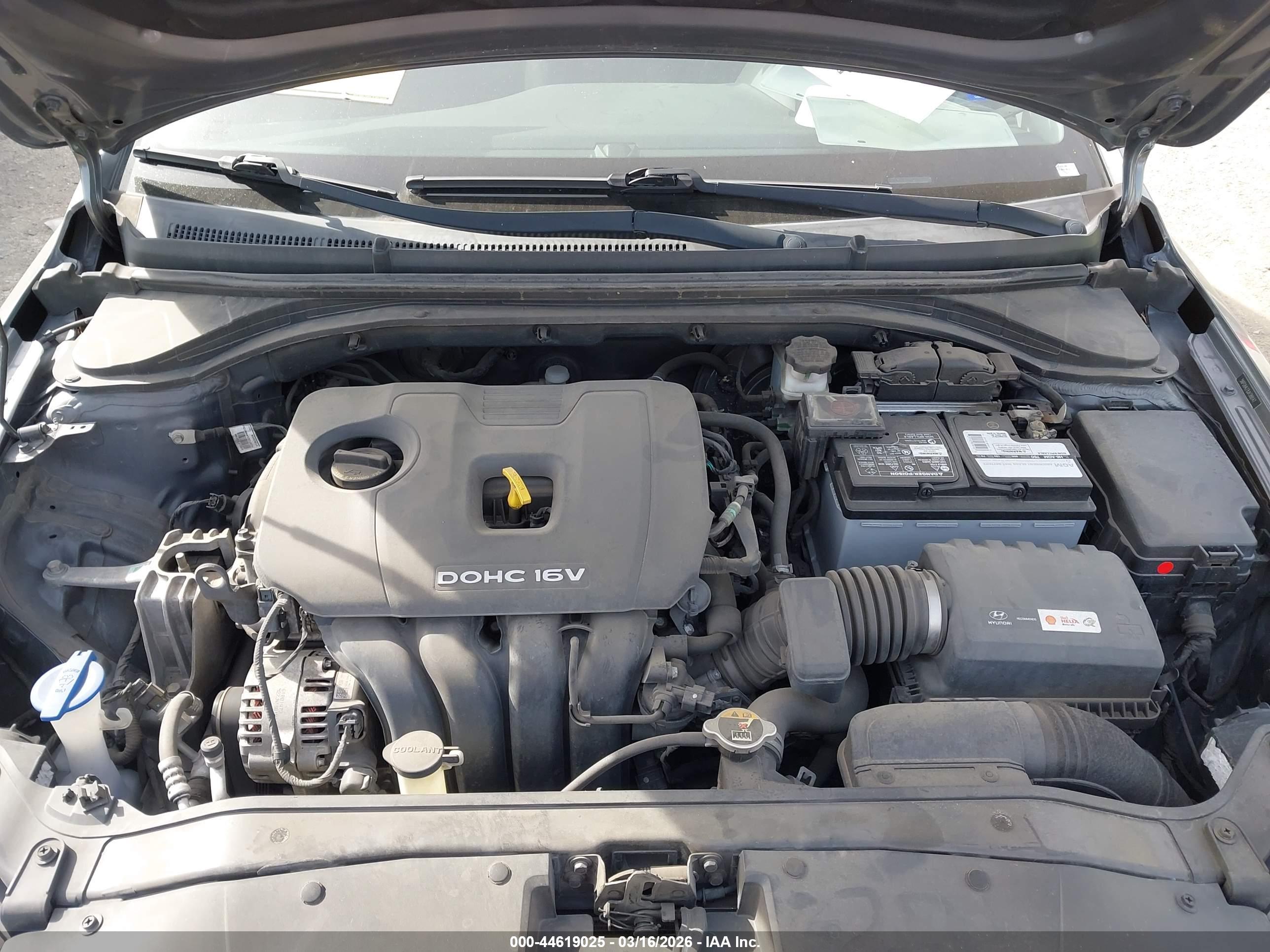 HYUNDAI ELANTRA image 10