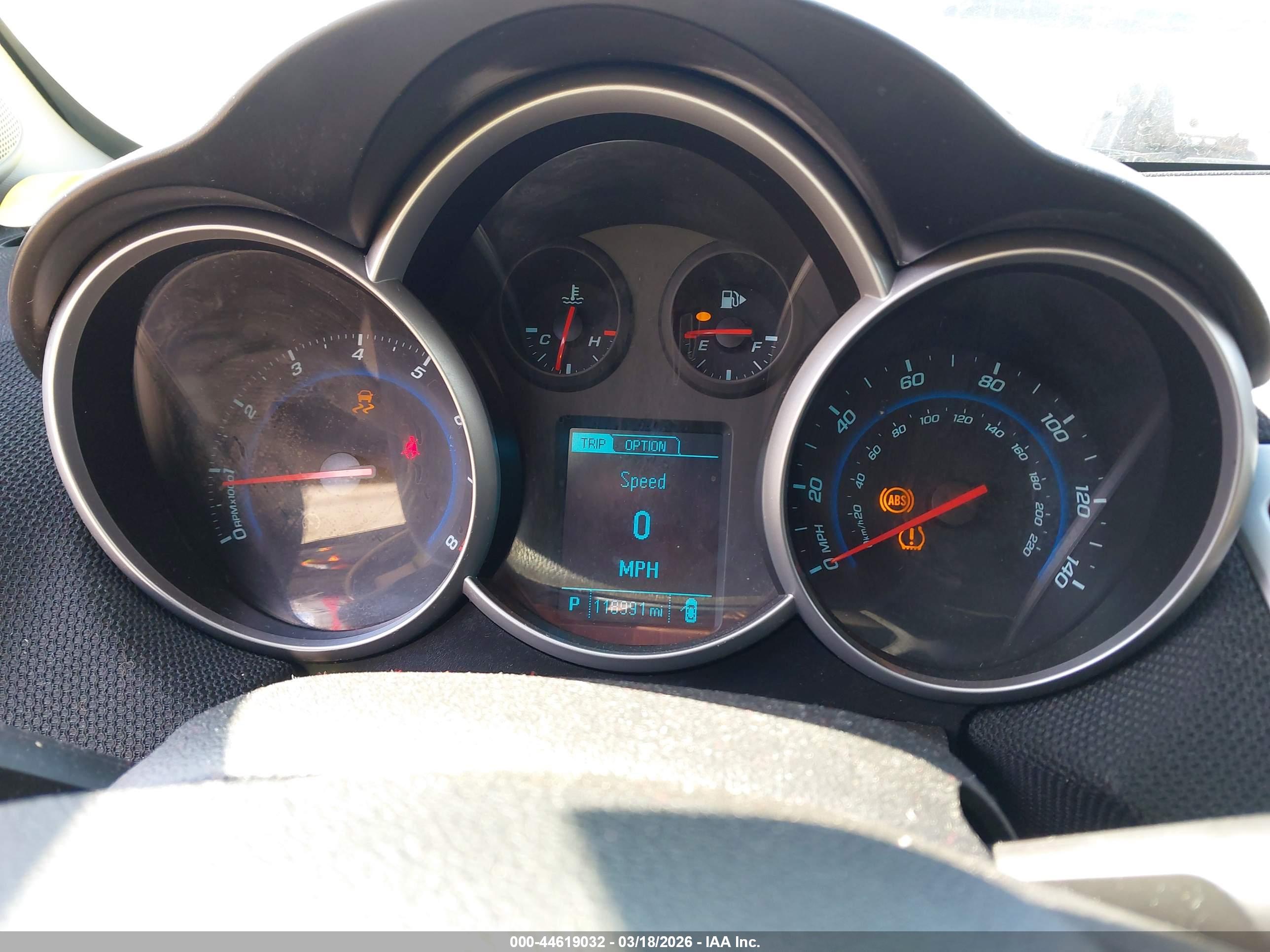 CHEVROLET CRUZE image 7