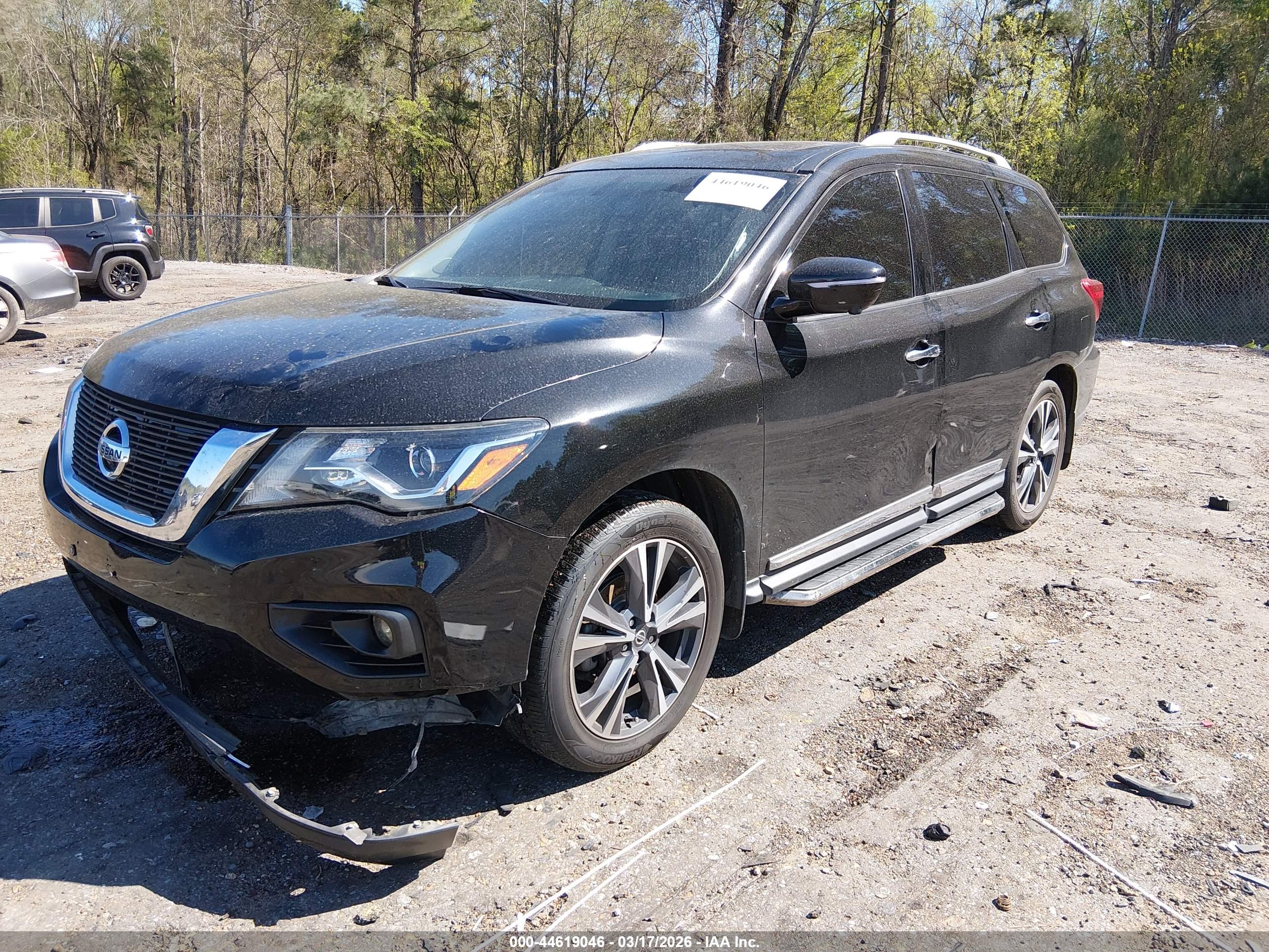 NISSAN PATHFINDER image 2