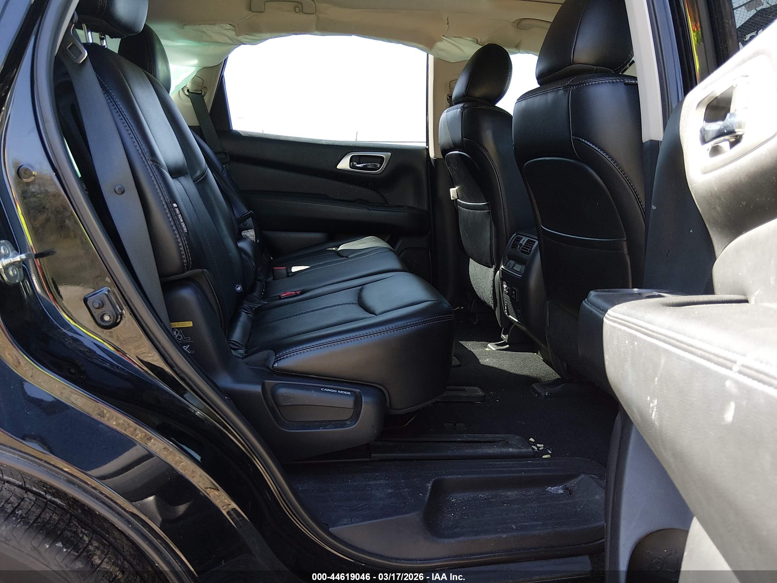 NISSAN PATHFINDER image 8