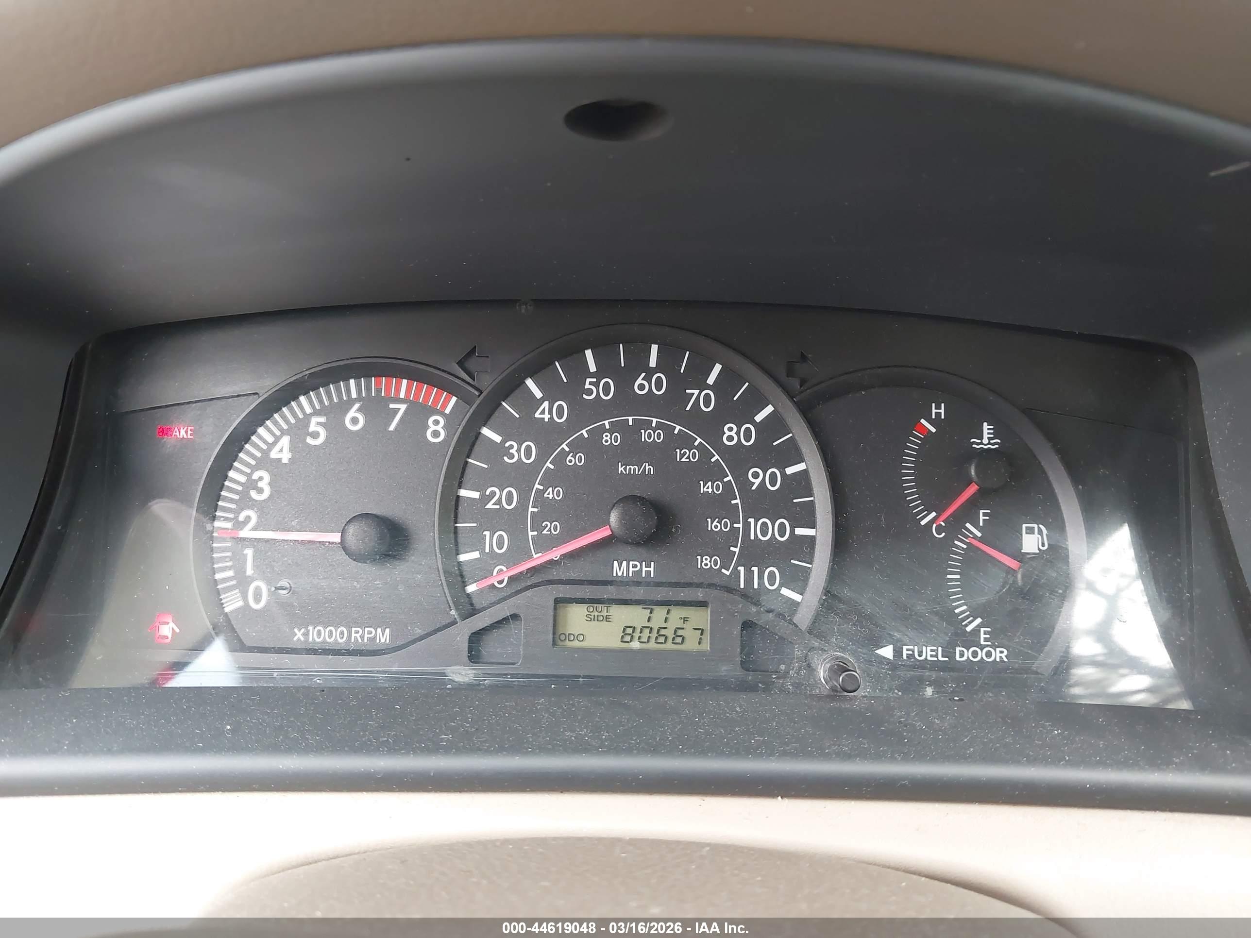 TOYOTA COROLLA image 7