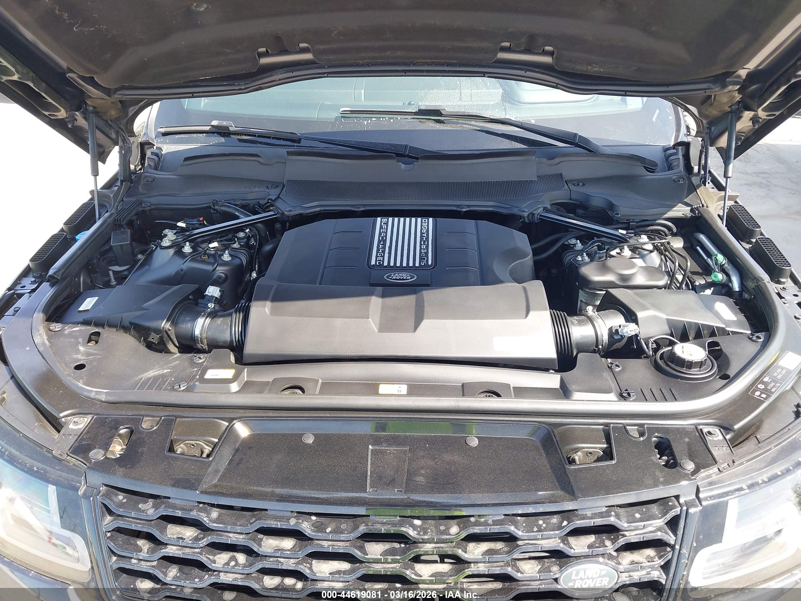 LAND ROVER image 10