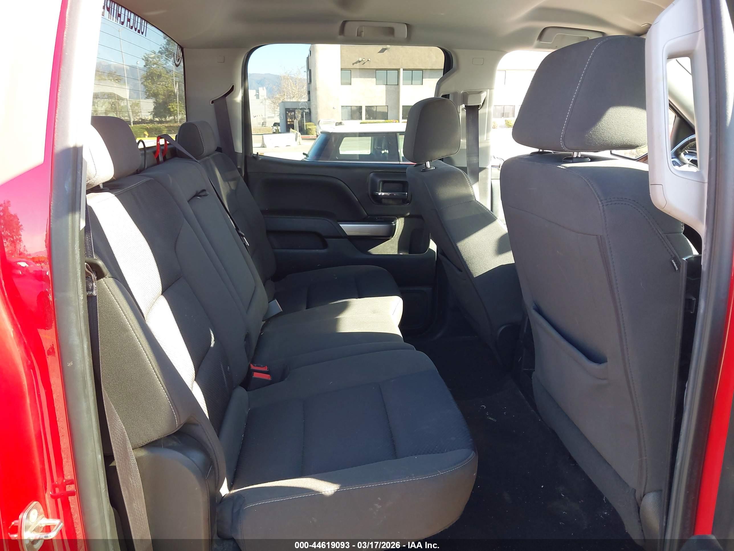 CHEVROLET SILVERADO image 8