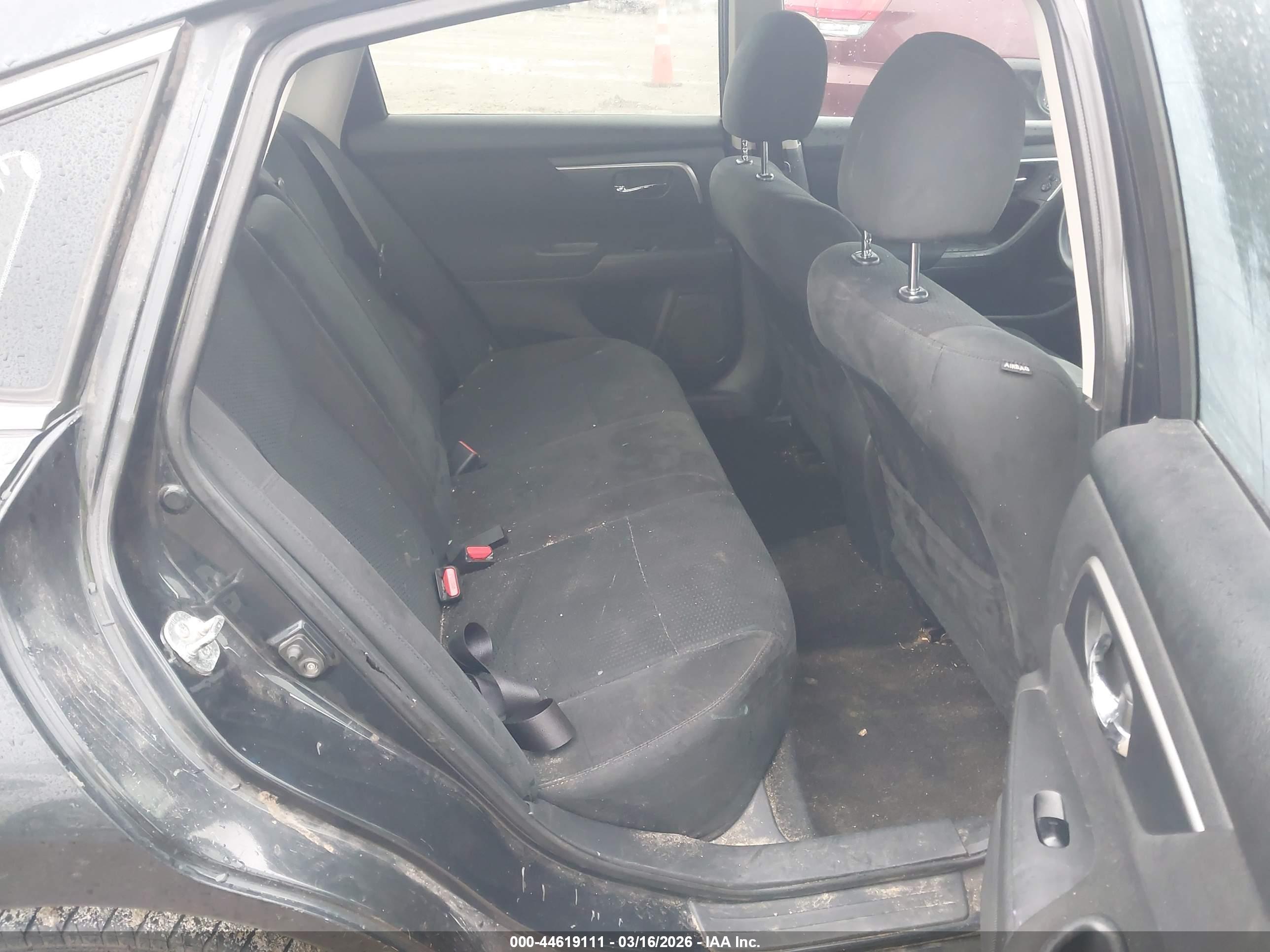 NISSAN ALTIMA image 8
