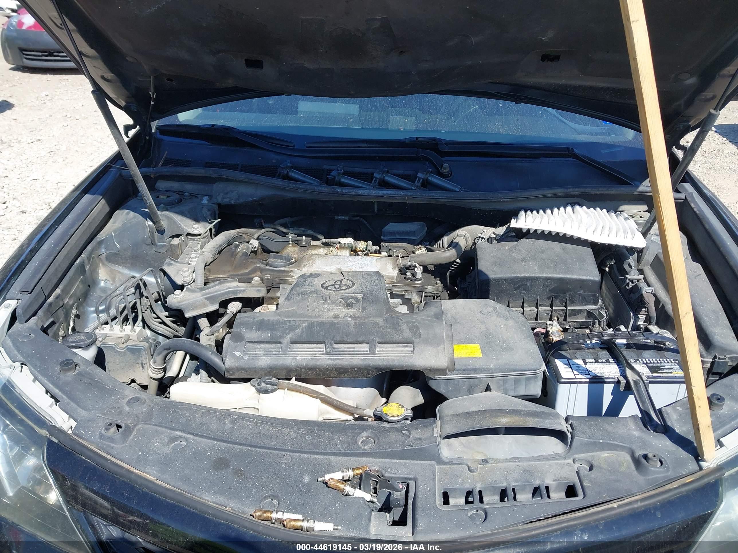 TOYOTA CAMRY image 10