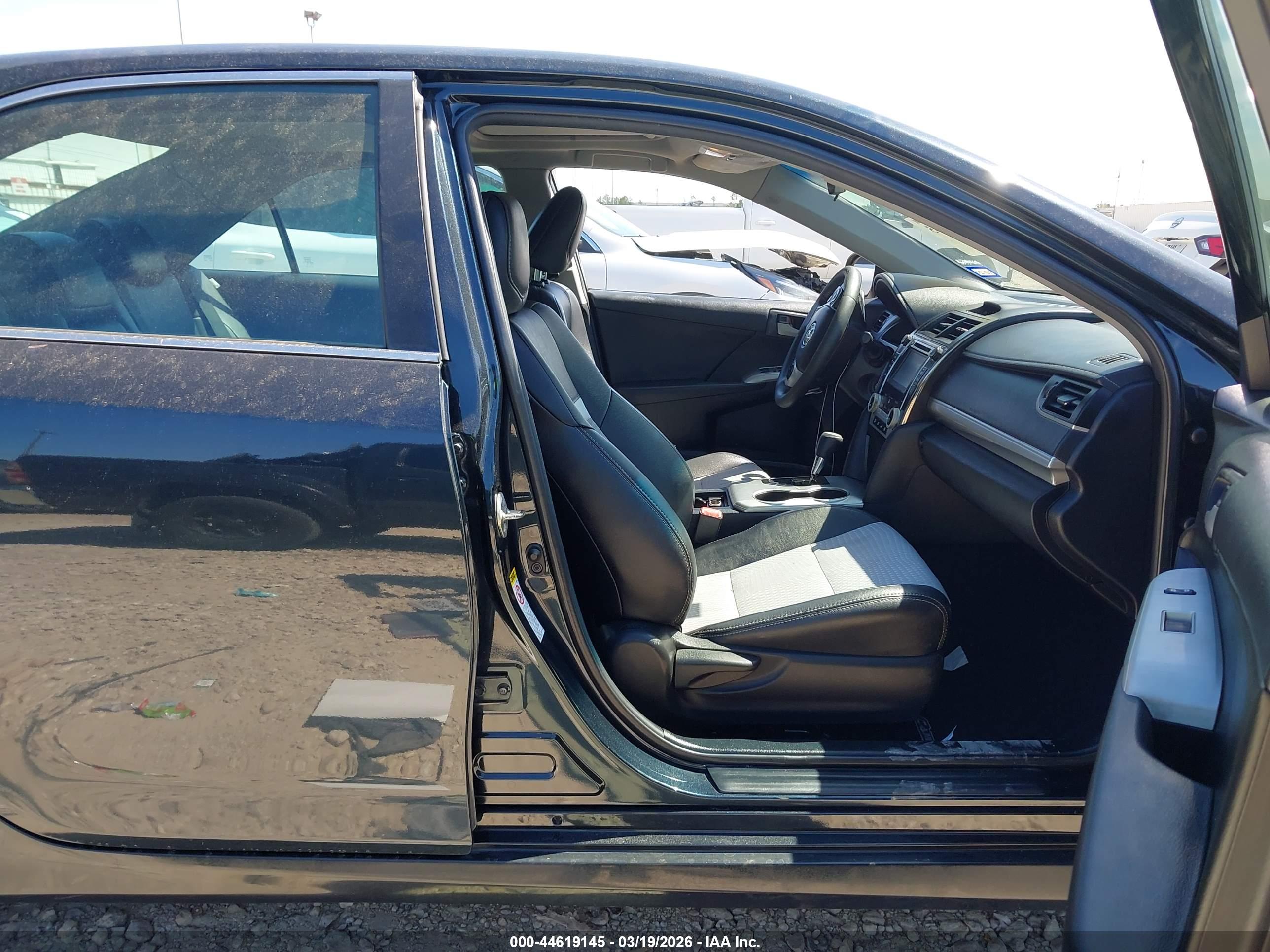 TOYOTA CAMRY image 5