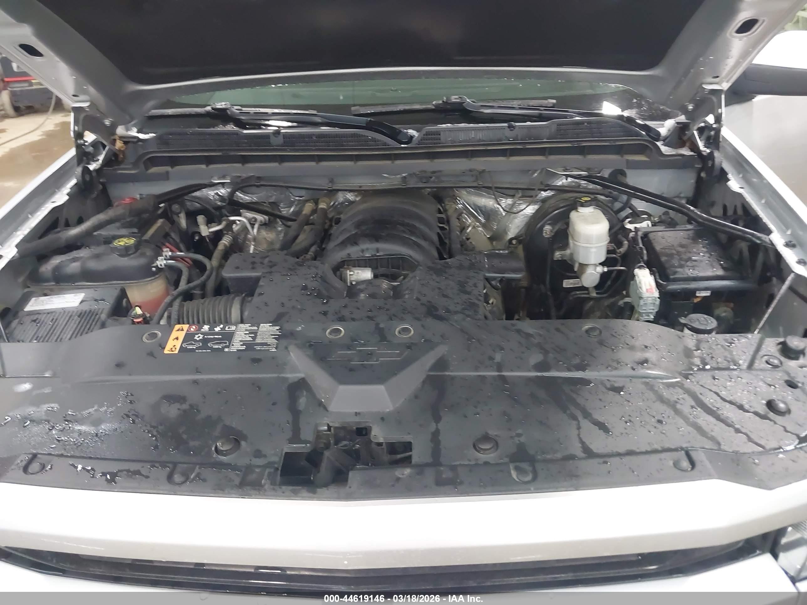 CHEVROLET SILVERADO image 10