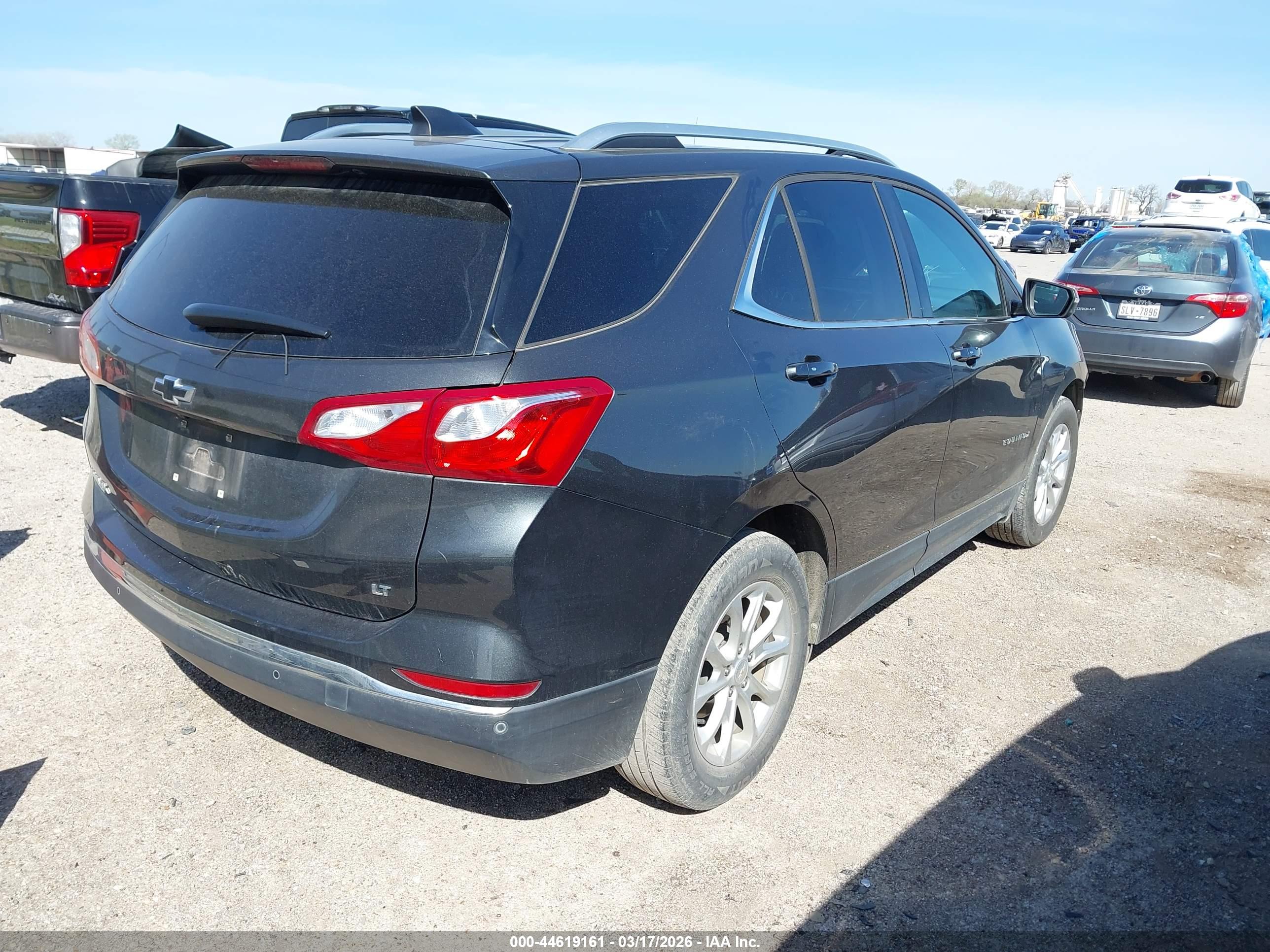 CHEVROLET EQUINOX image 4