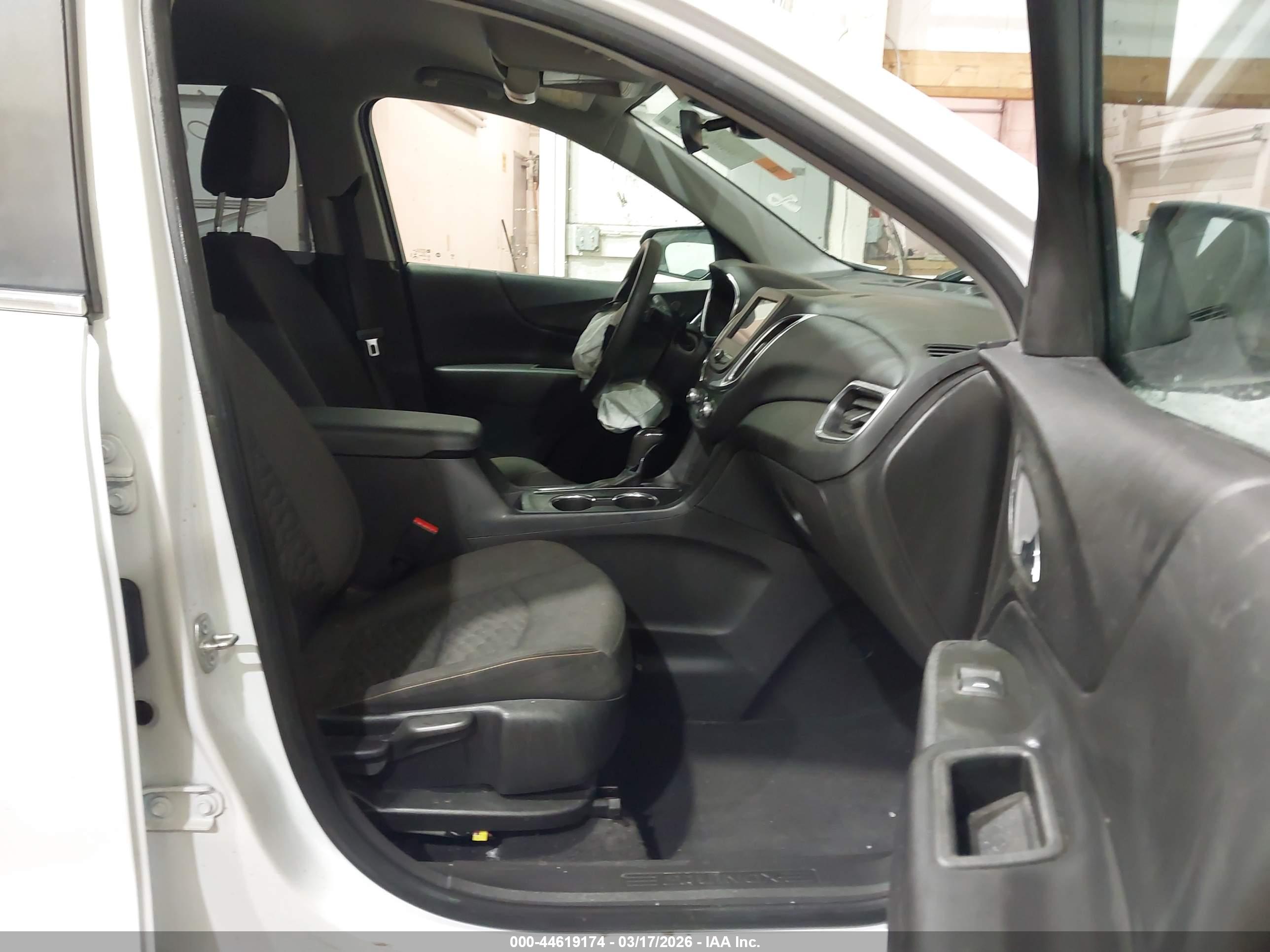 CHEVROLET EQUINOX image 5