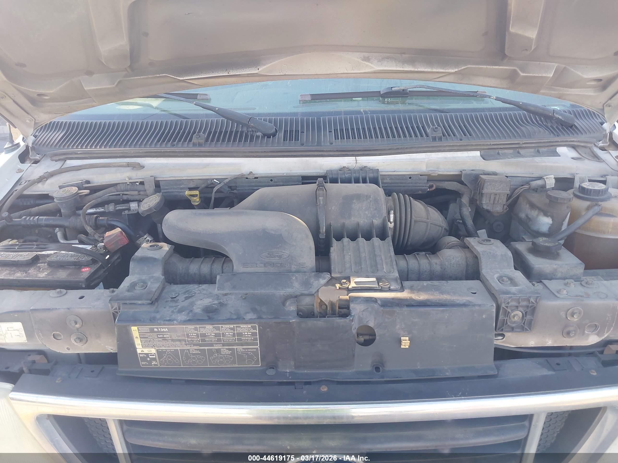 FORD E-150 image 10