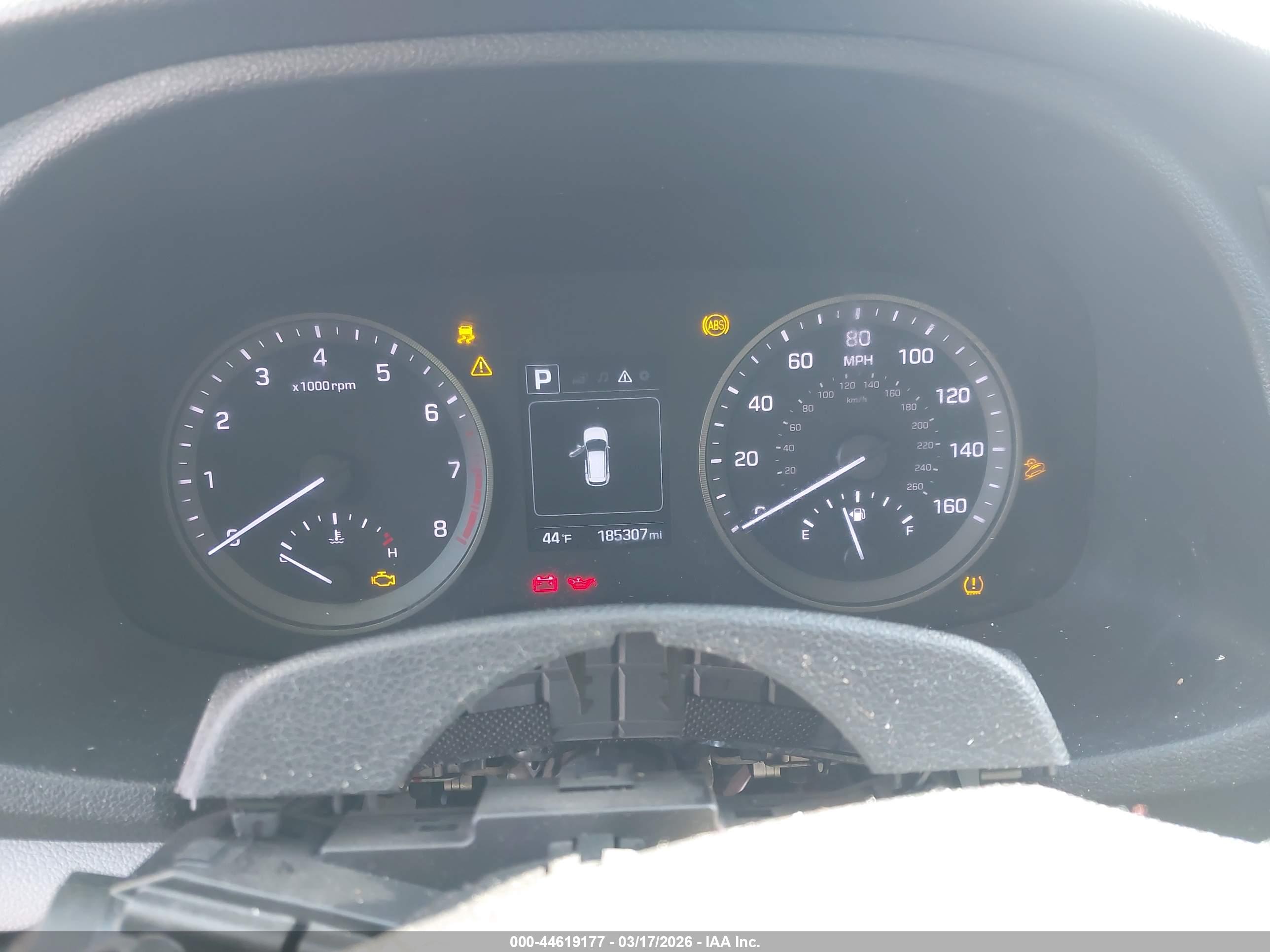 HYUNDAI TUCSON image 7