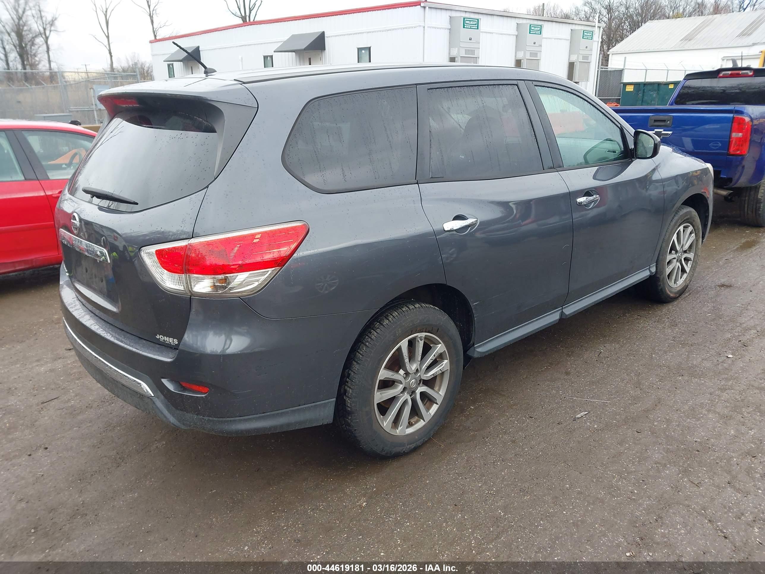 NISSAN PATHFINDER image 4