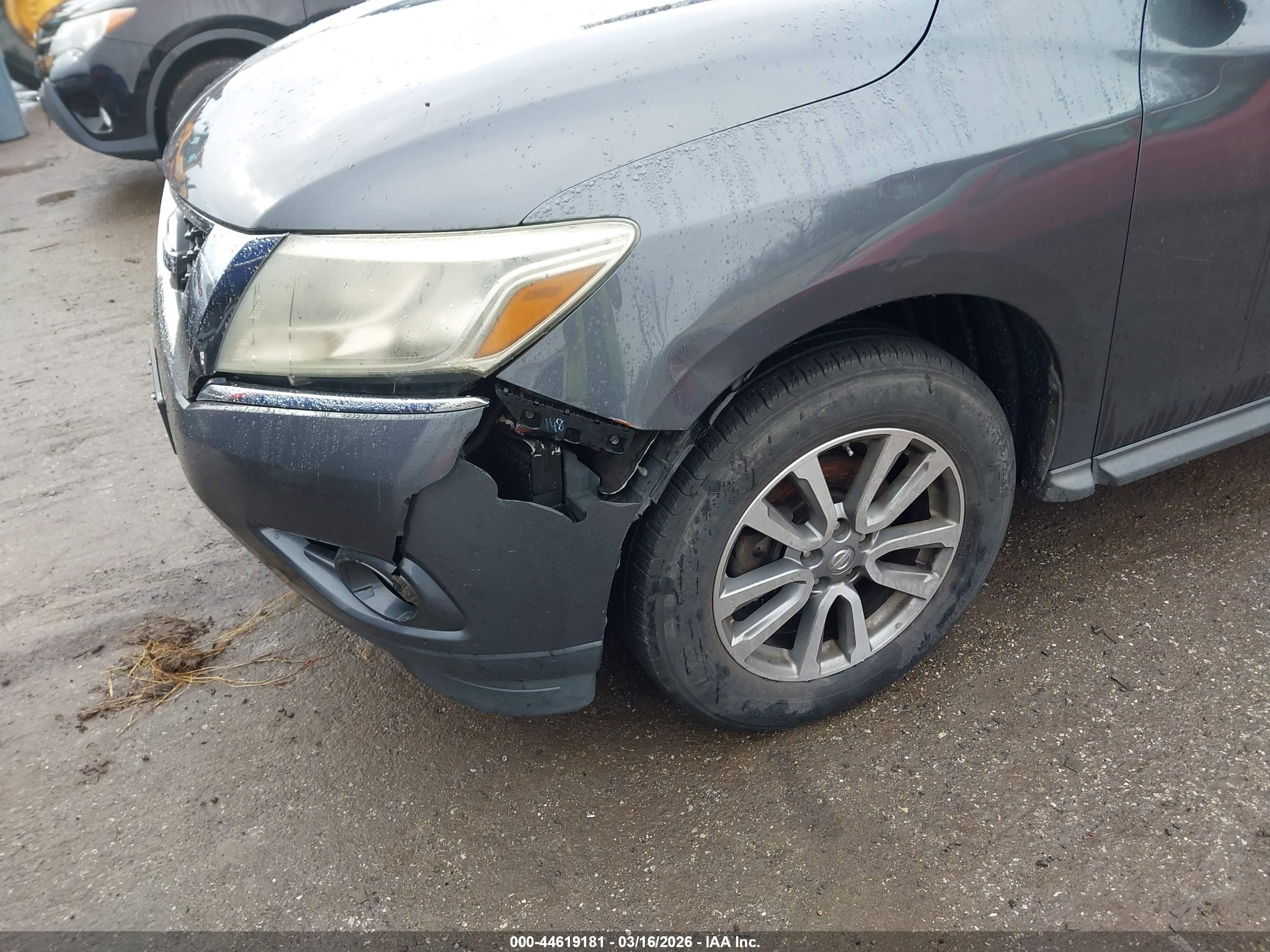 NISSAN PATHFINDER image 6