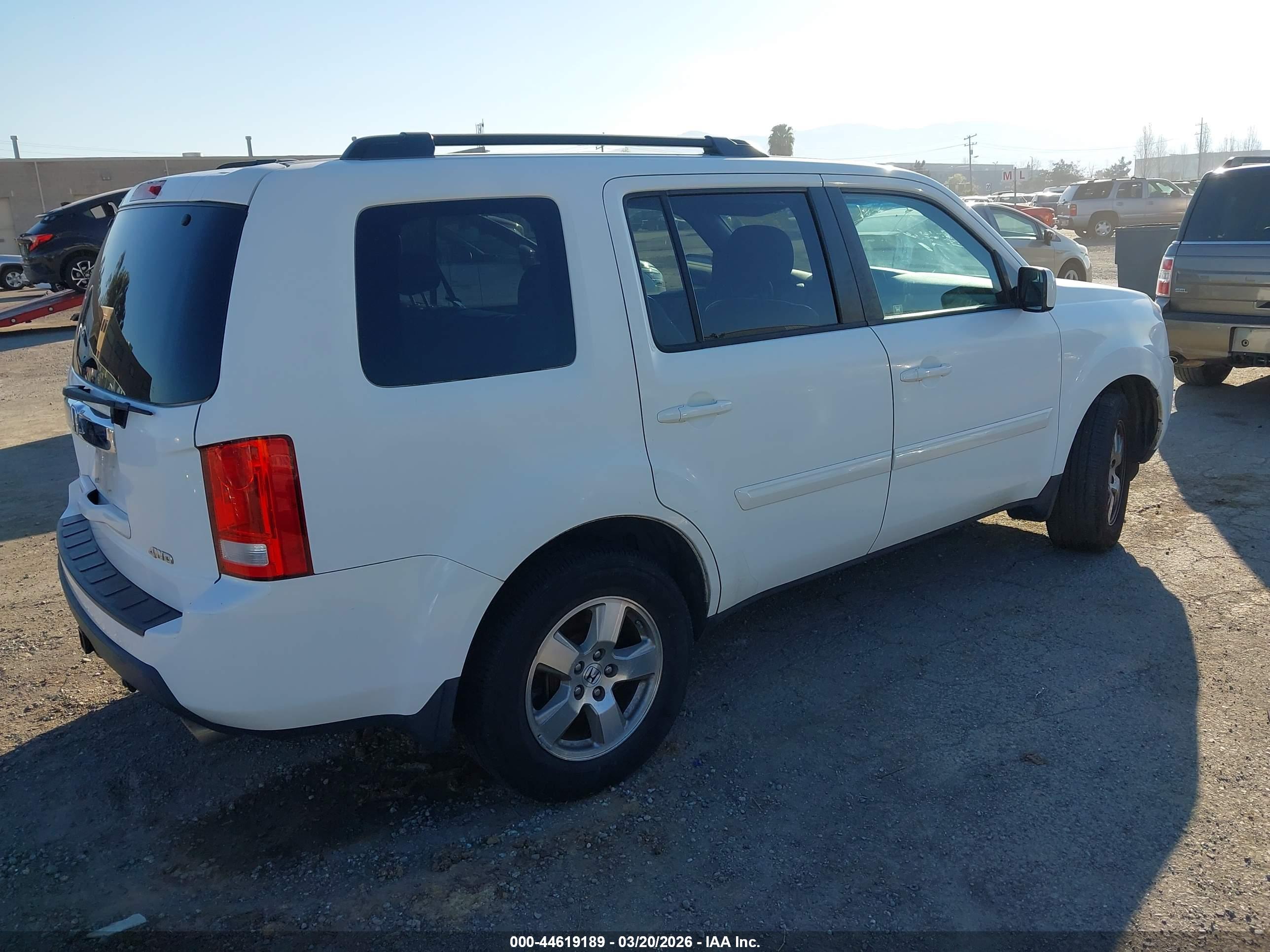 HONDA PILOT image 4