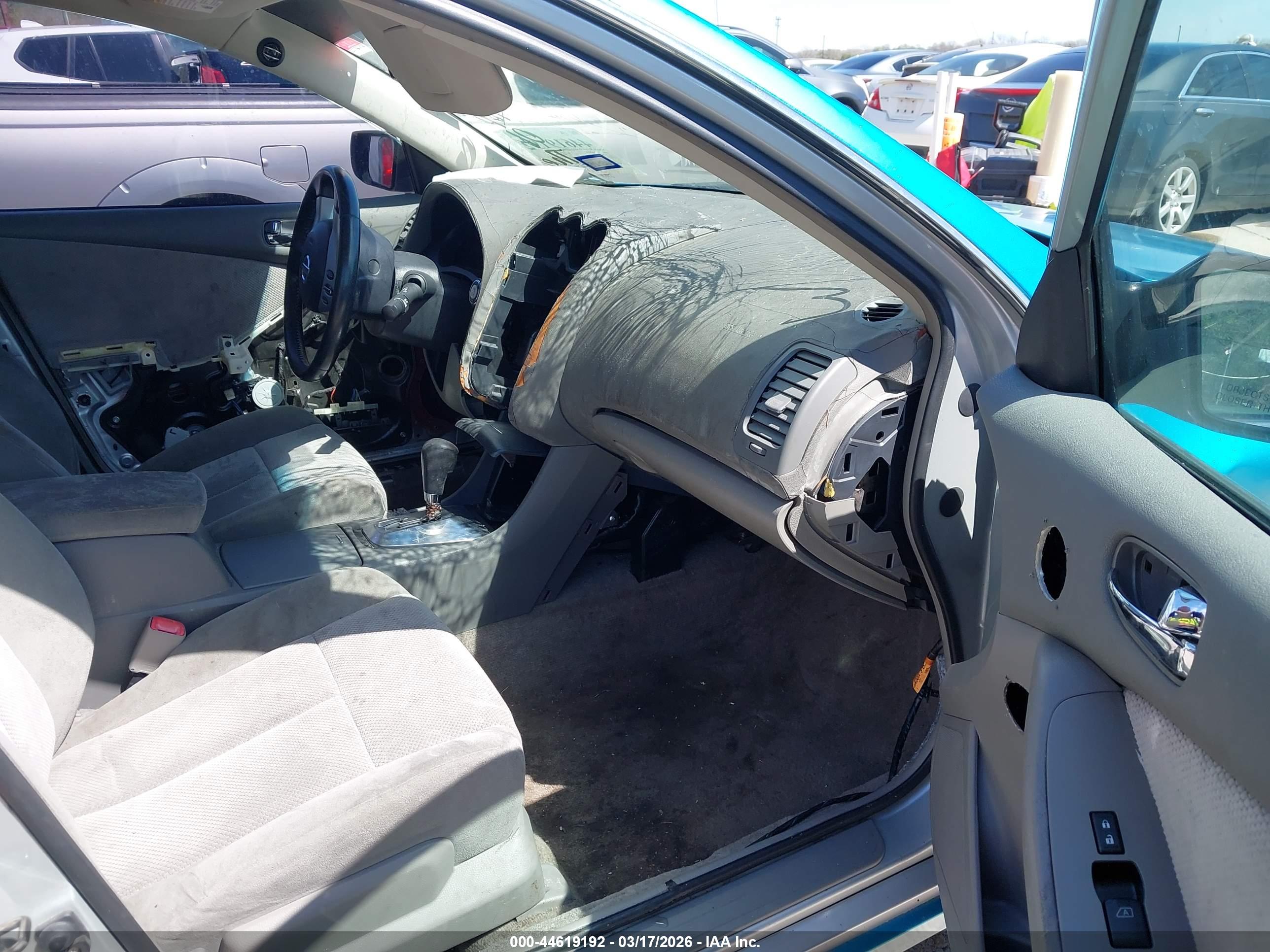 NISSAN ALTIMA image 5