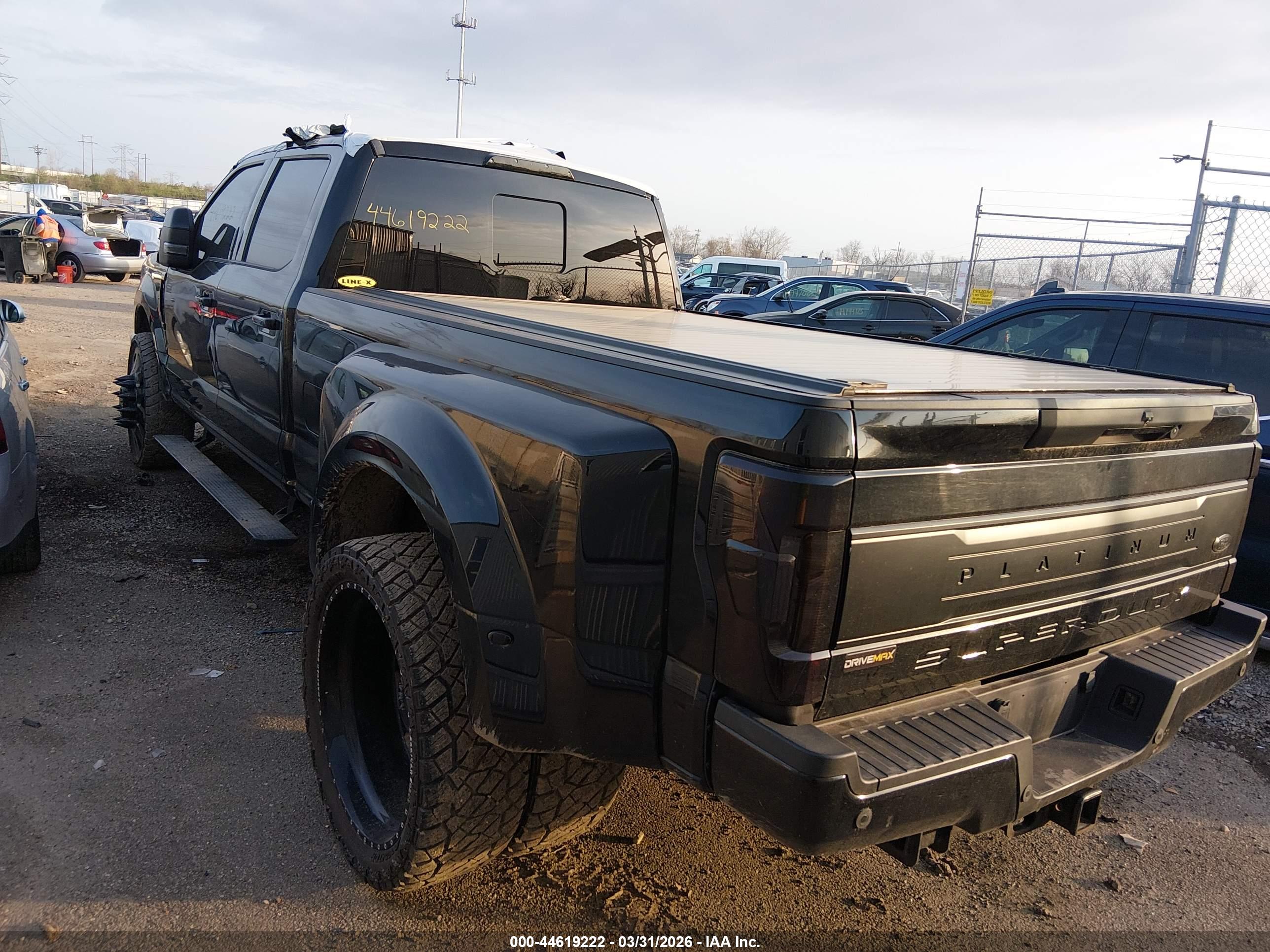 FORD F-350 image 3